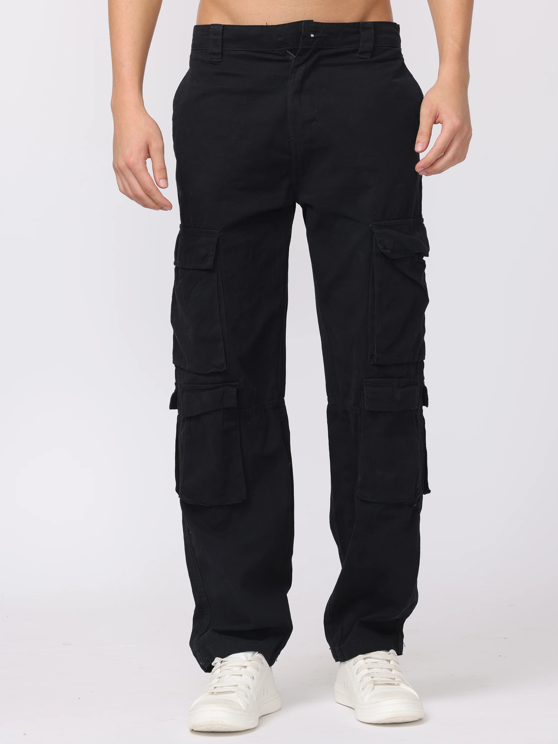 Men Black Regular Fit Cargo Pants - Image 3