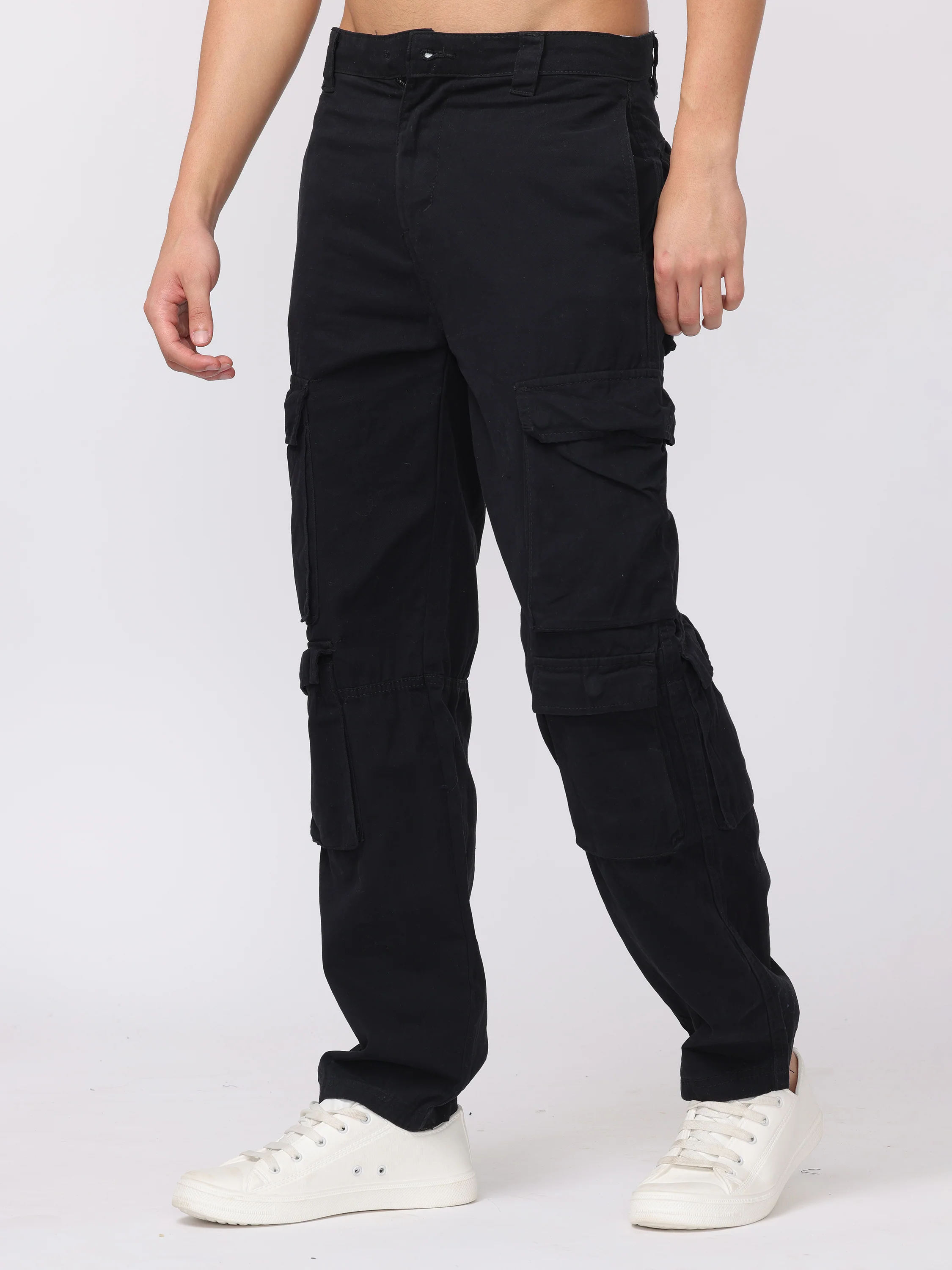 Men Black Regular Fit Cargo Pants - Image 4