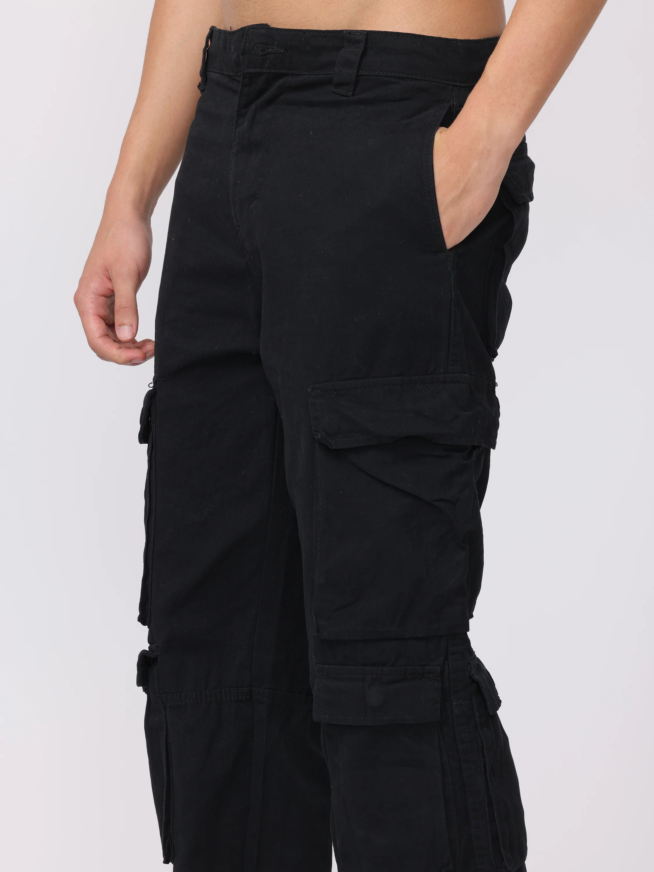 Men Black Regular Fit Cargo Pants - Image 6