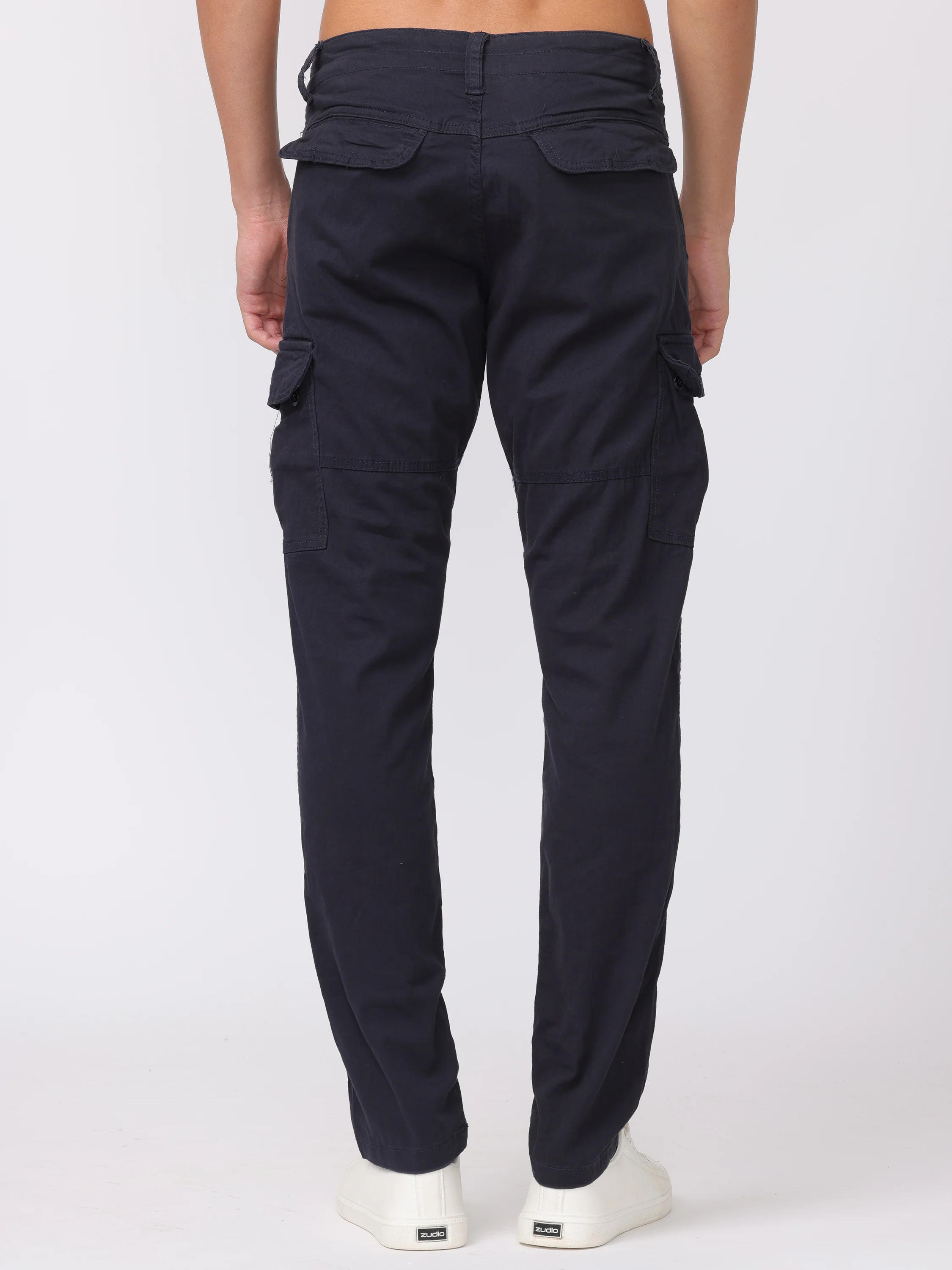 Men Black Regular Fit Cargo Pants - Image 4