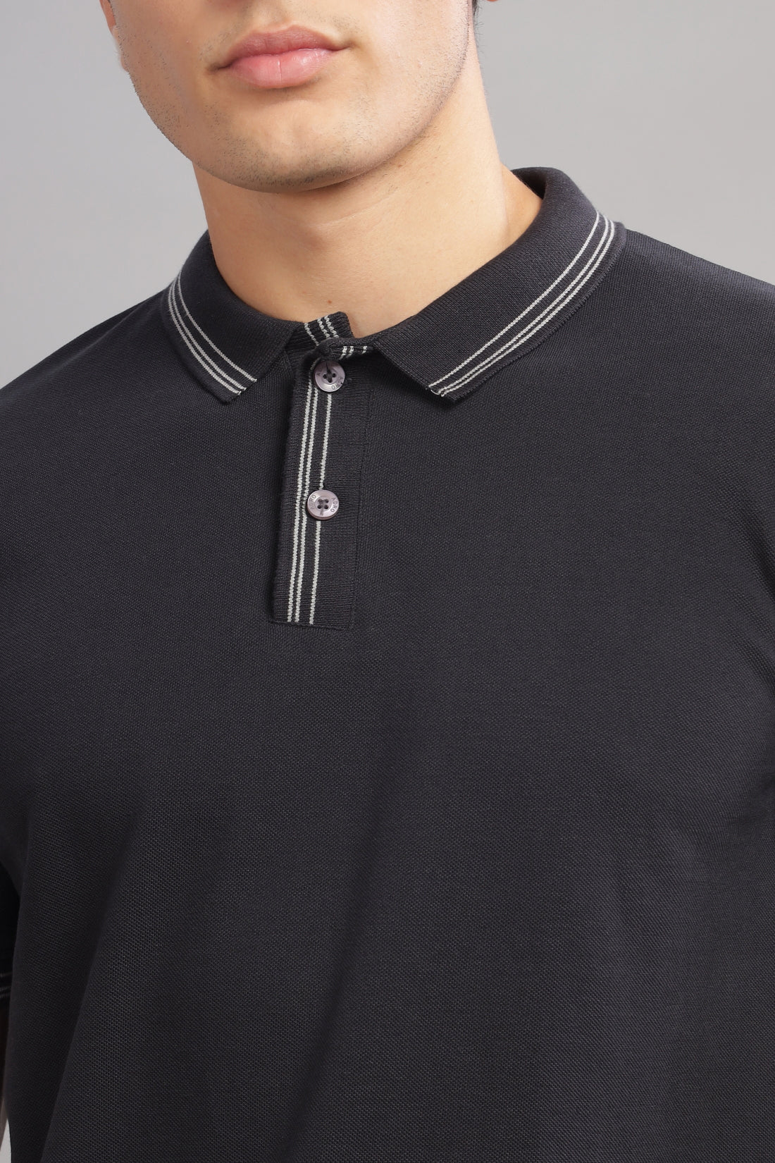 Men Black Regular Fit Polo T-Shirt - Image 2