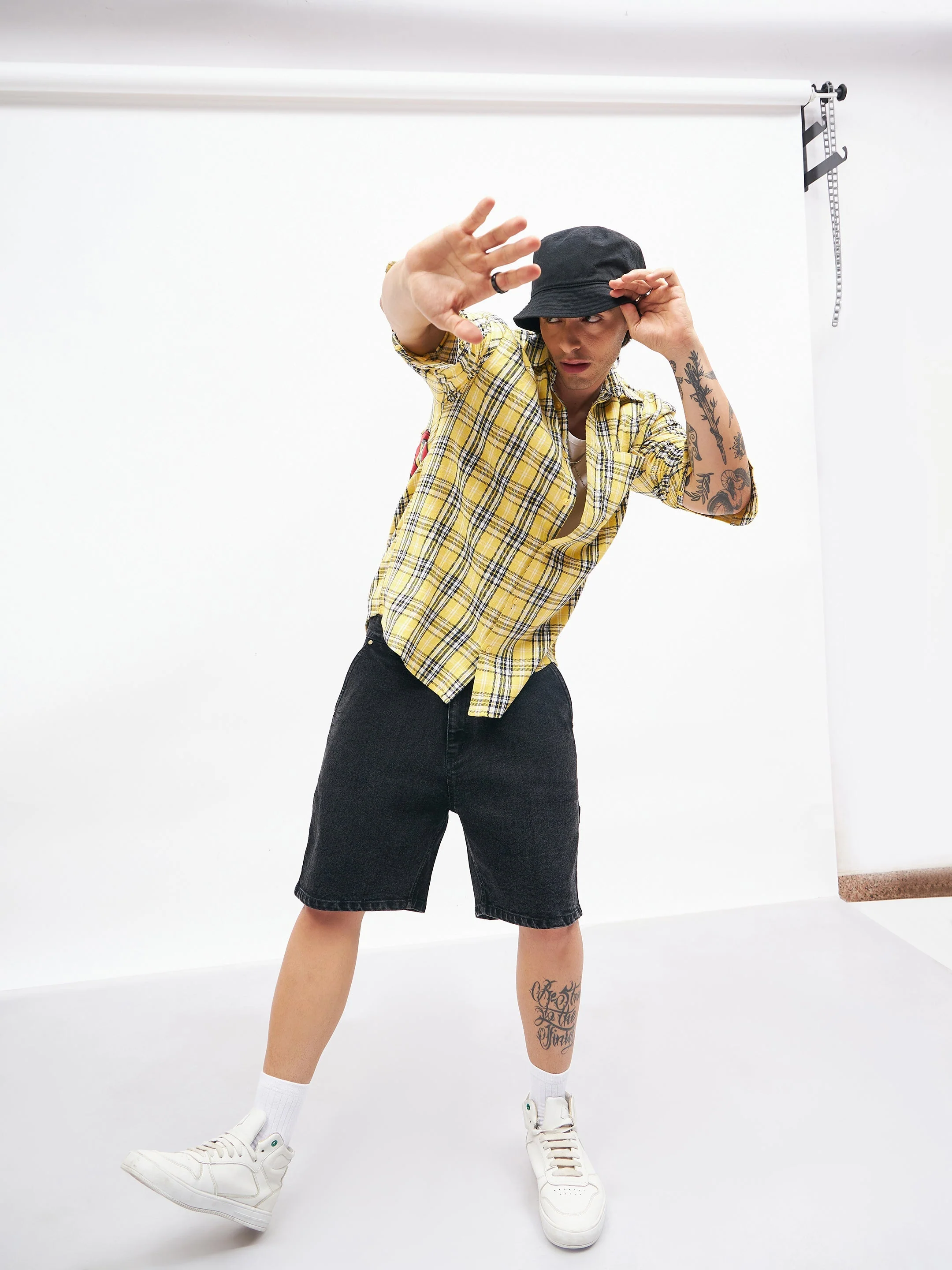 Men Black Relax Fit Denim Shorts - Image 6