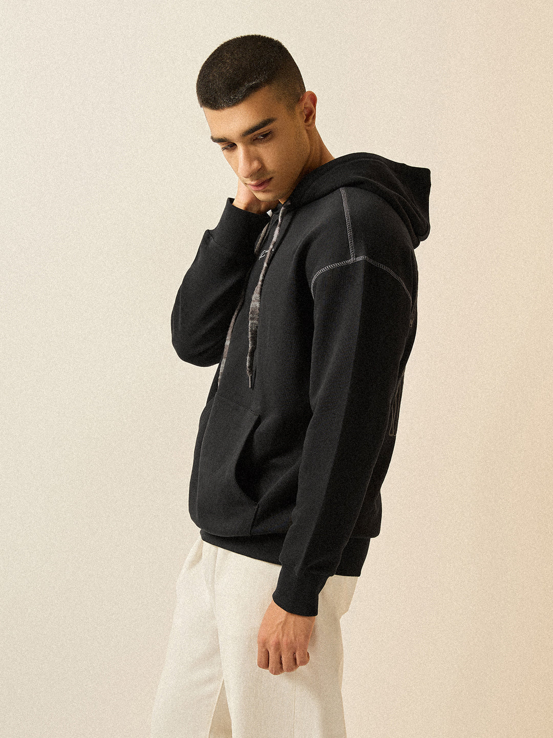 Men Black Relaxed Fit Hoodie - Image 3