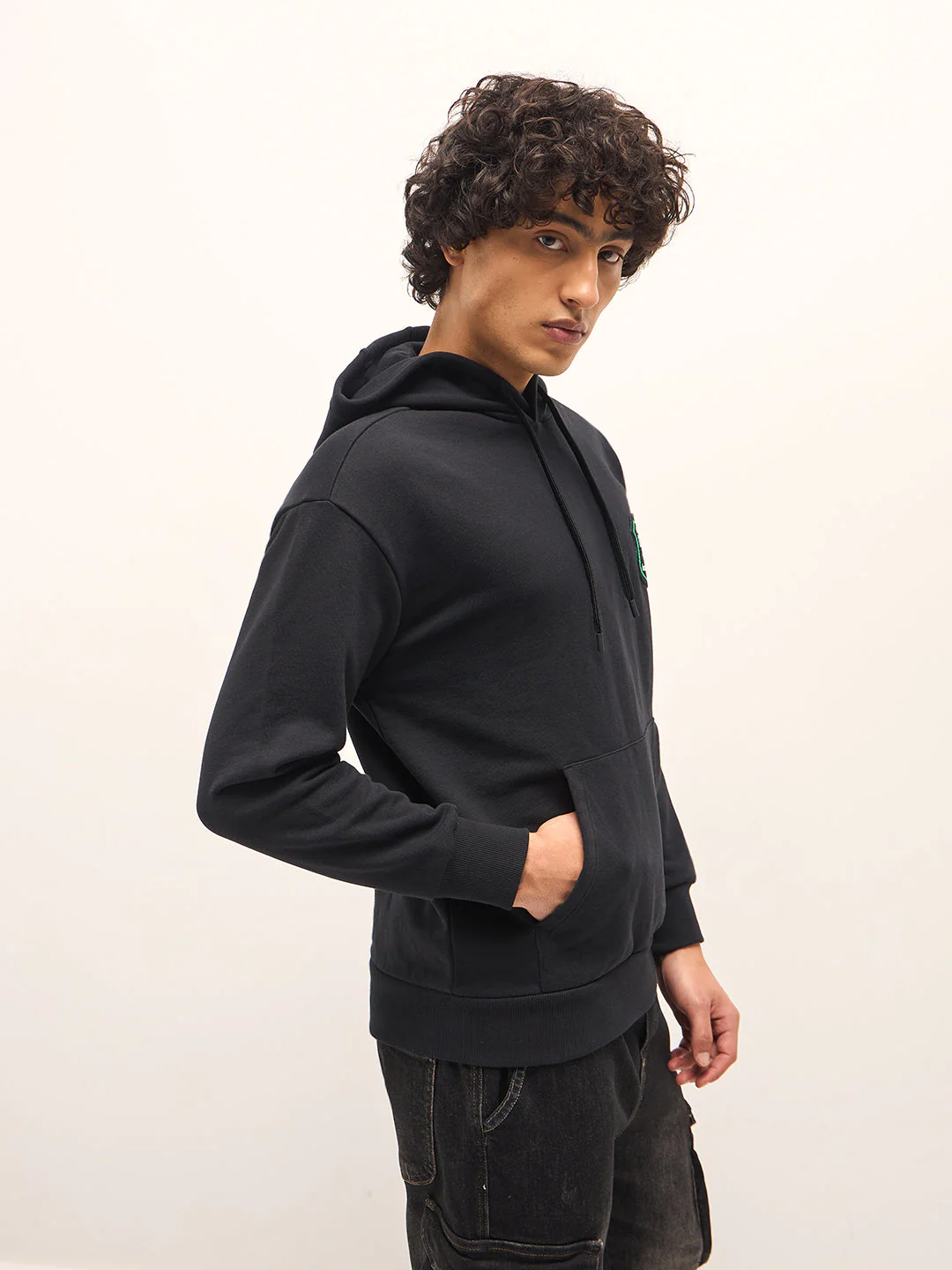 Men Black Relaxed Fit Hoodie - Image 3