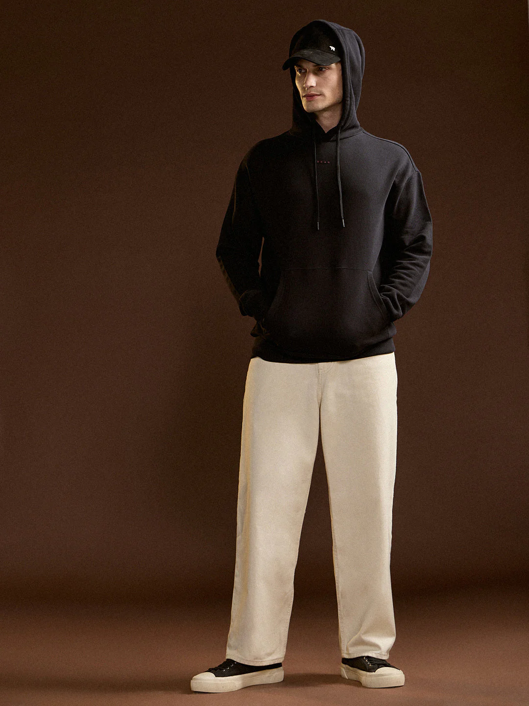 Men Black Relaxed Fit Hoodie - Image 4
