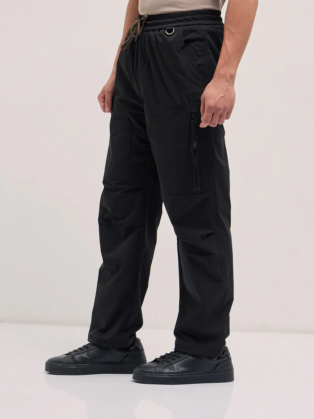 Men Black Relaxed Fit Polyester Cargo Pants - Image 3