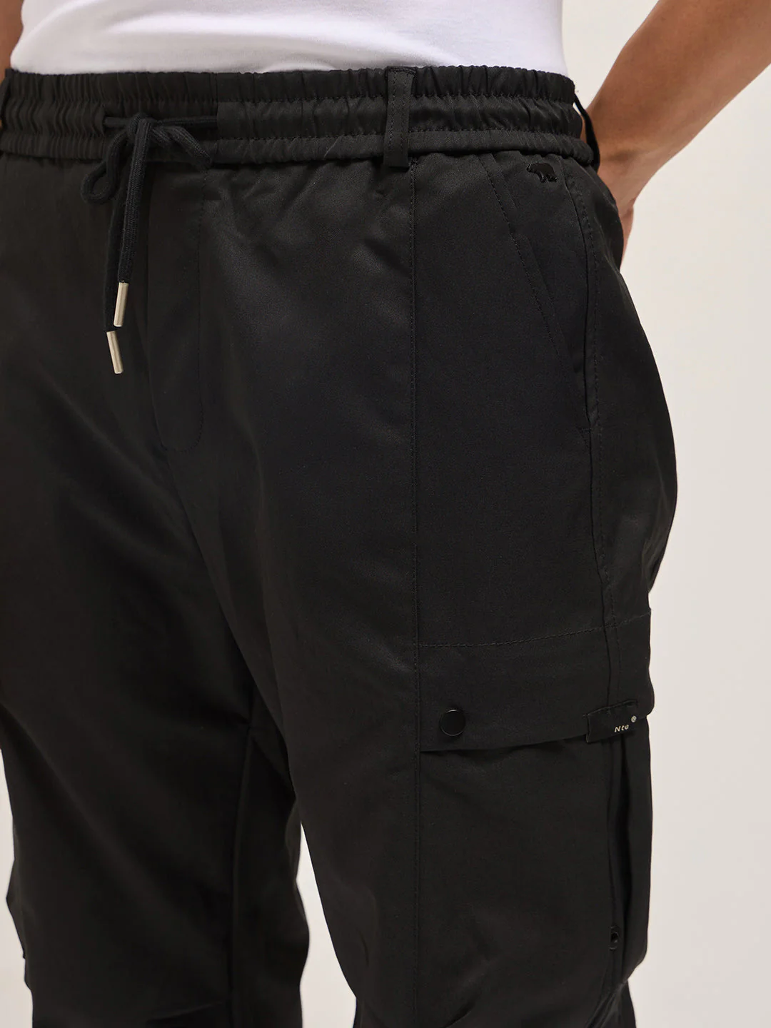 Men Black Relaxed Fit Polyester Cargo Pants - Image 5