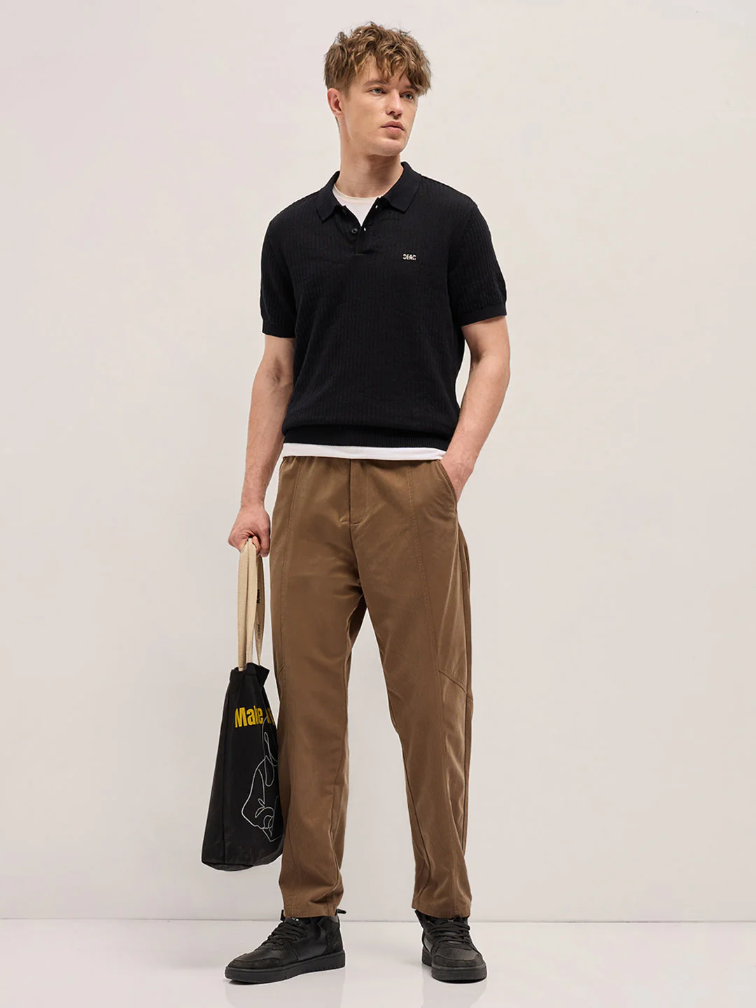 Men Black Ribbed Texture Design Slim Fit Polo - Image 4