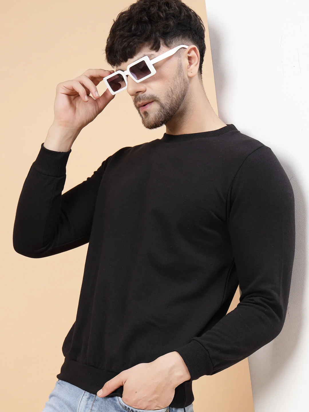 Men Black Round Neck Full Sleeve Fleece Sweatshirt - Image 2