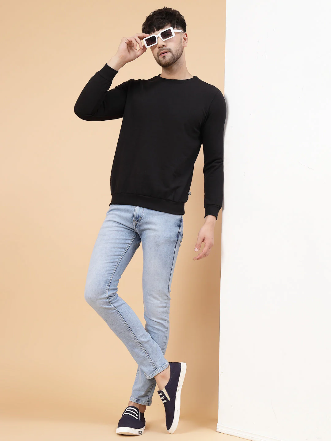 Men Black Round Neck Full Sleeve Fleece Sweatshirt - Image 3