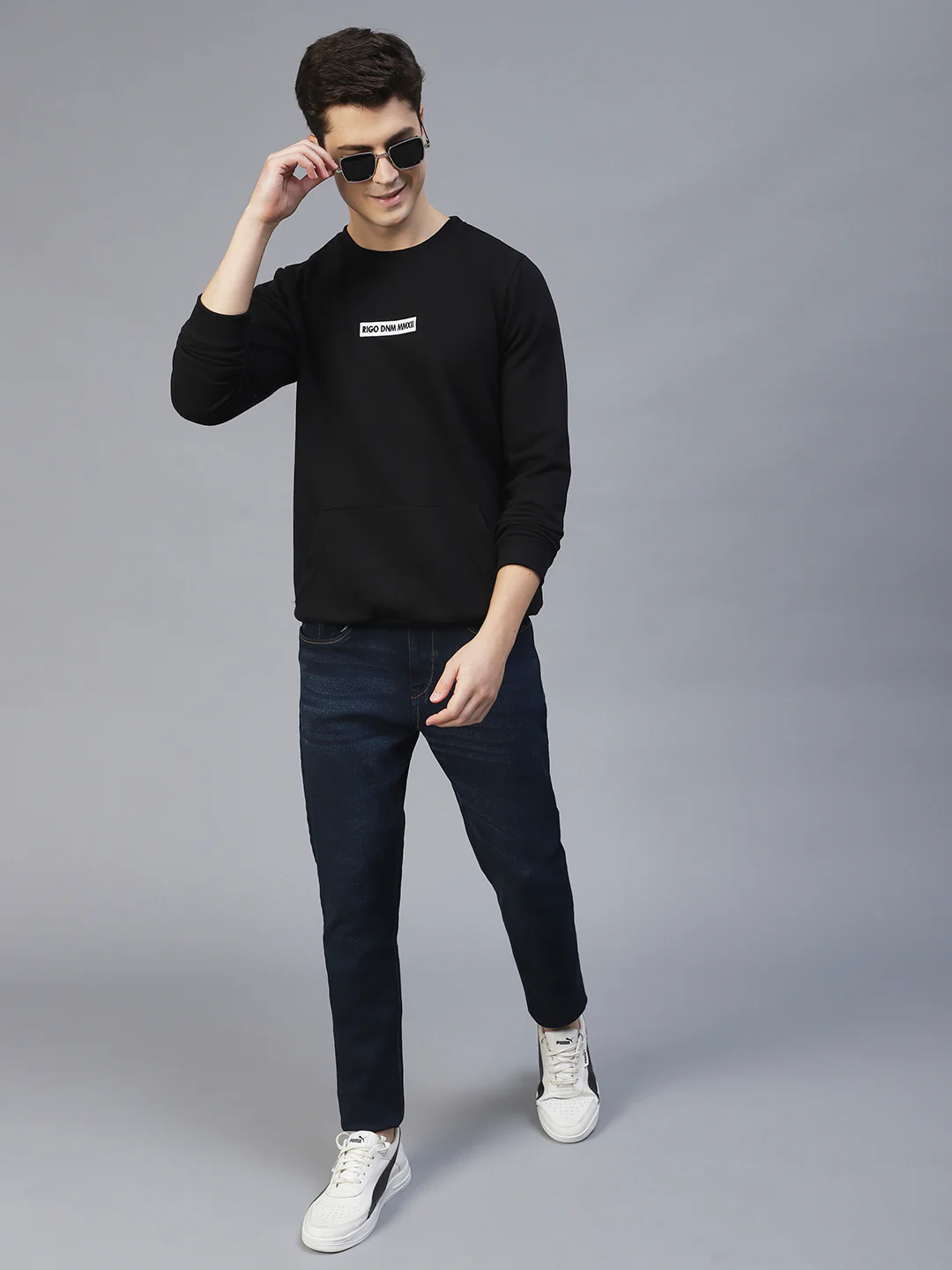 Men Black Round Neck Sweatshirt - Image 4