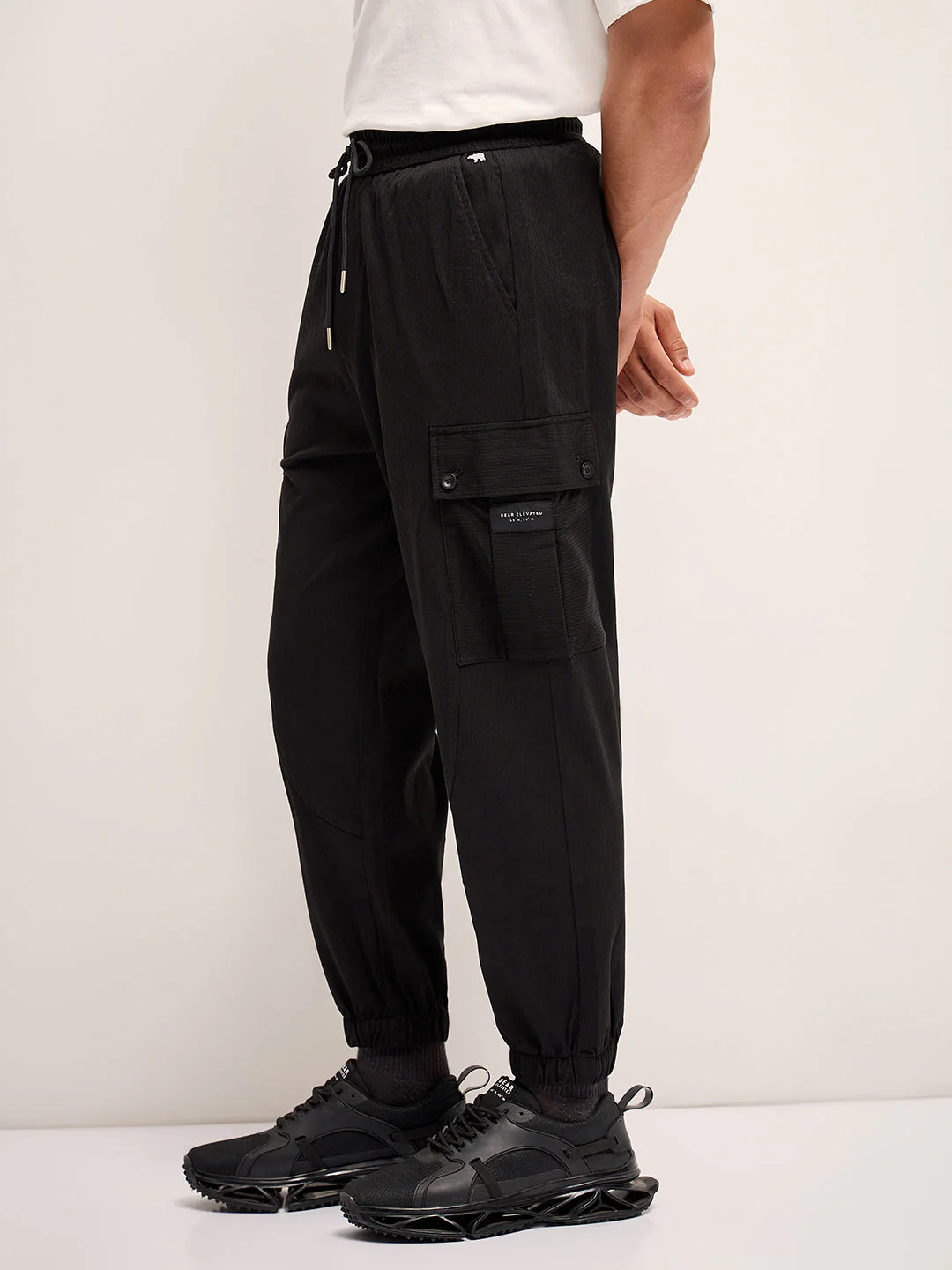 Men Black Self Design Regular Fit Cargo Pant - Image 3