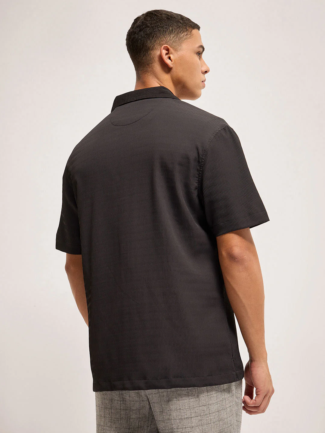 Men Black Self Design Regular Fit Casual Shirt - Image 2
