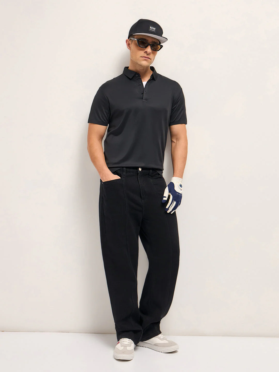 Men Black Self Design Slim Fit Classic Polo T-shirt - Image 4