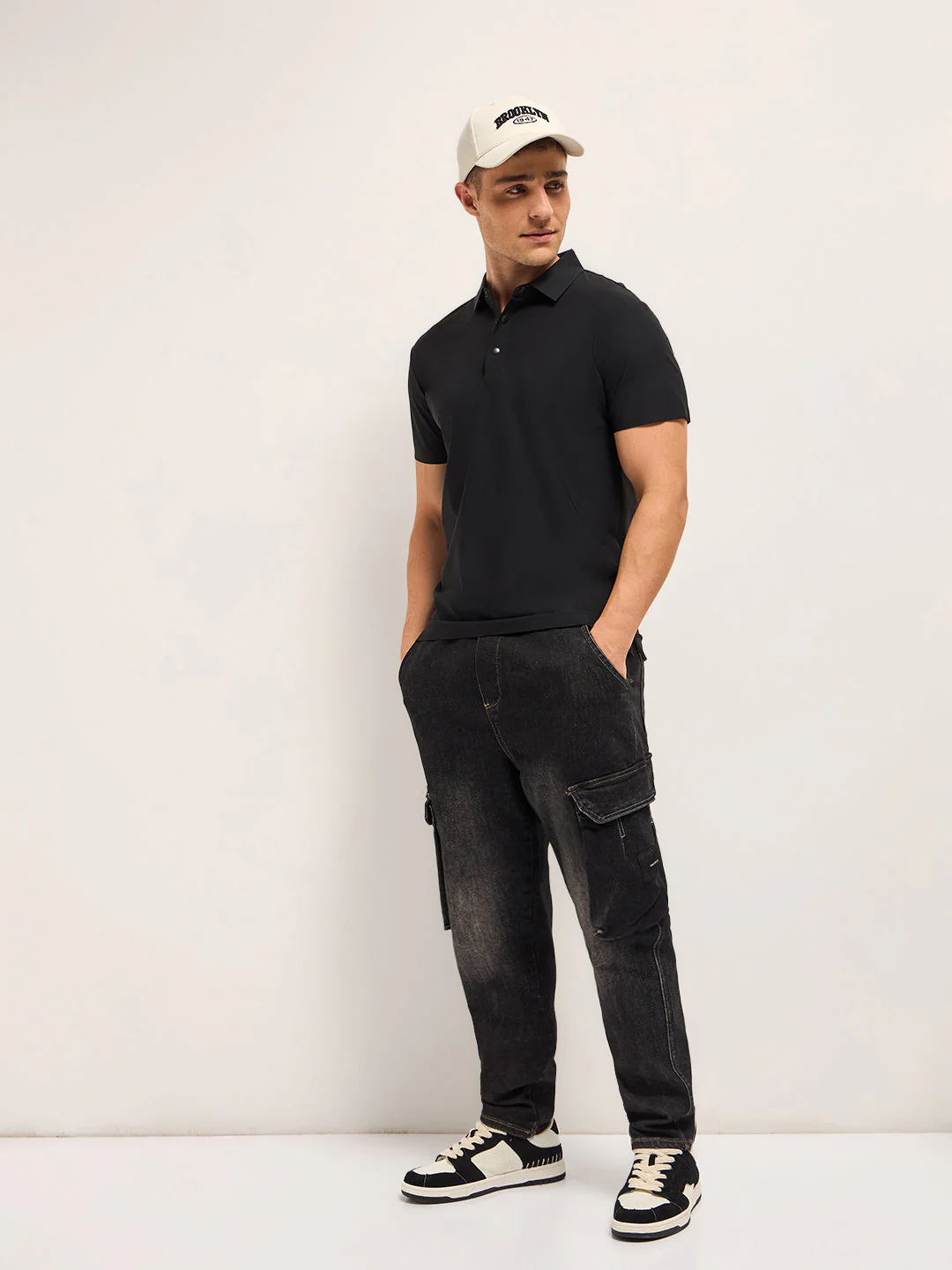 Men Black Self Design Slim Fit Polo T-shirt - Image 4