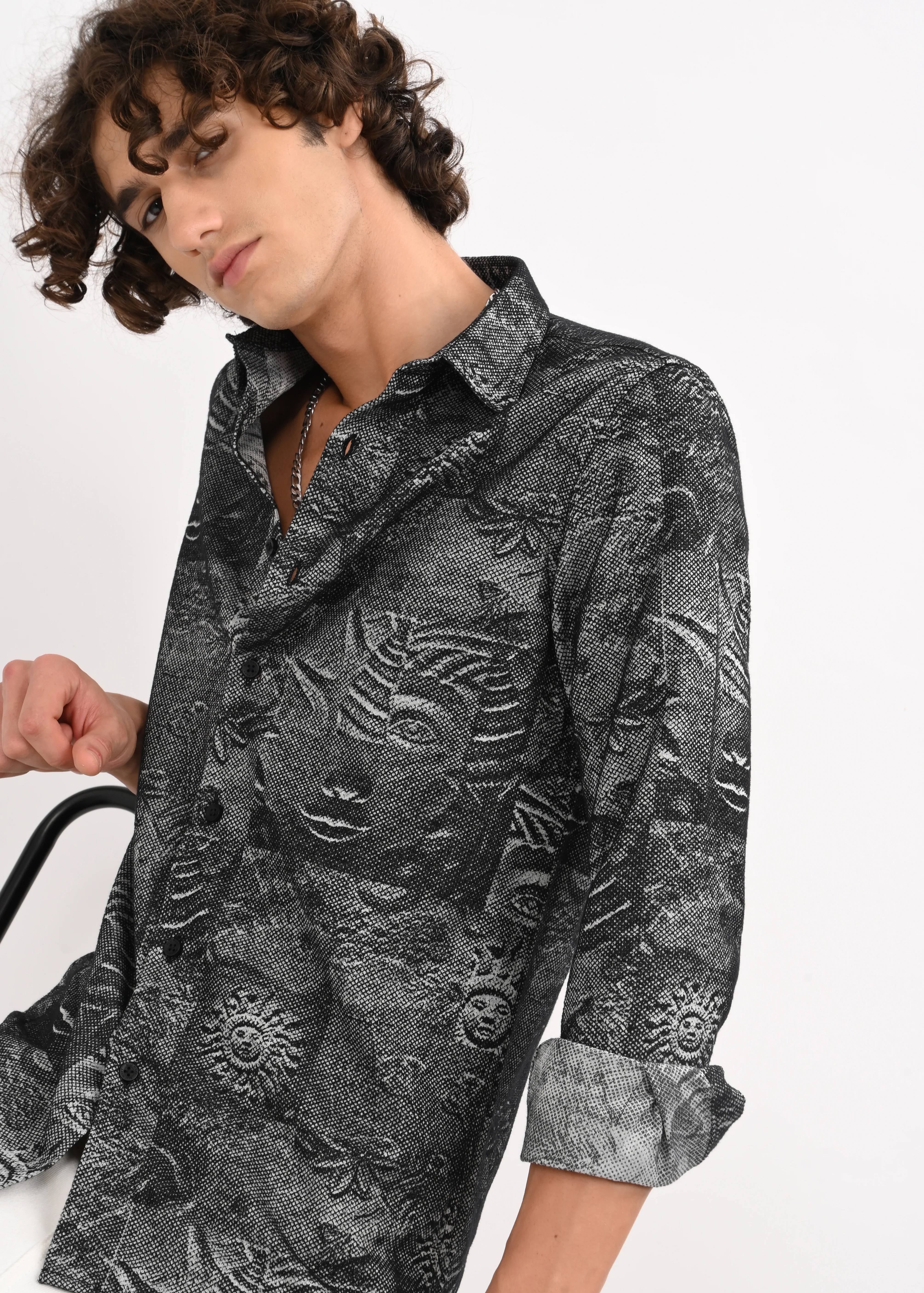 Men Black Self Jacquard Shirt - Image 3