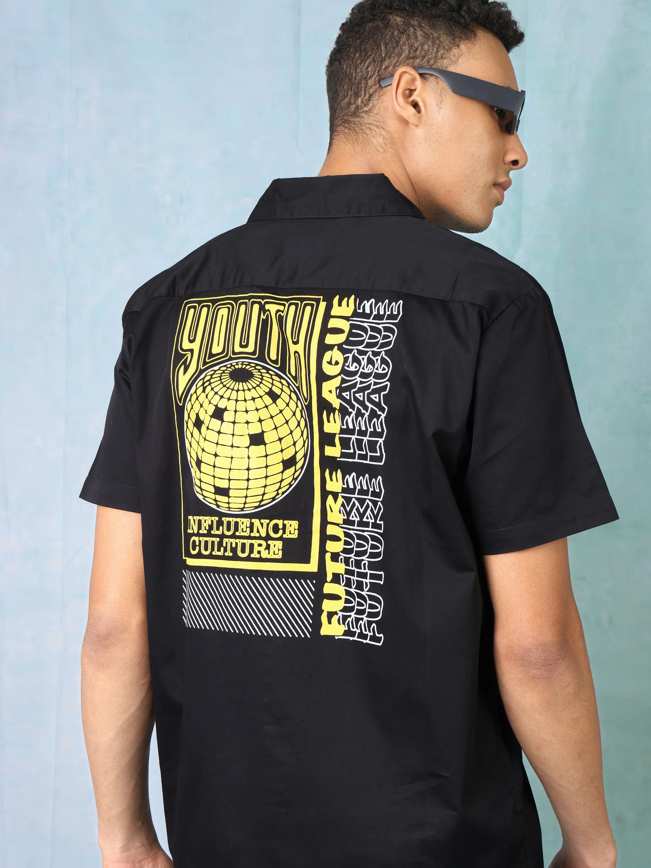 Men Black Shirt with Printed Back - Image 4