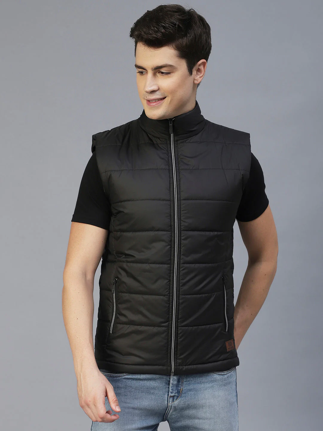 Men Black Sleeveless Puffer Jacket