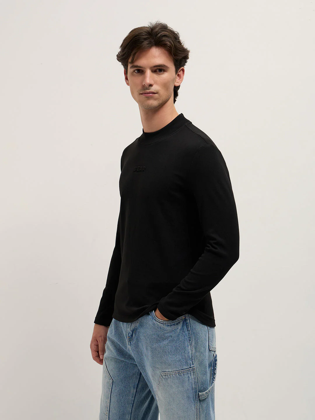 Men Black Slim Fit Crew Neck T-Shirt - Image 3