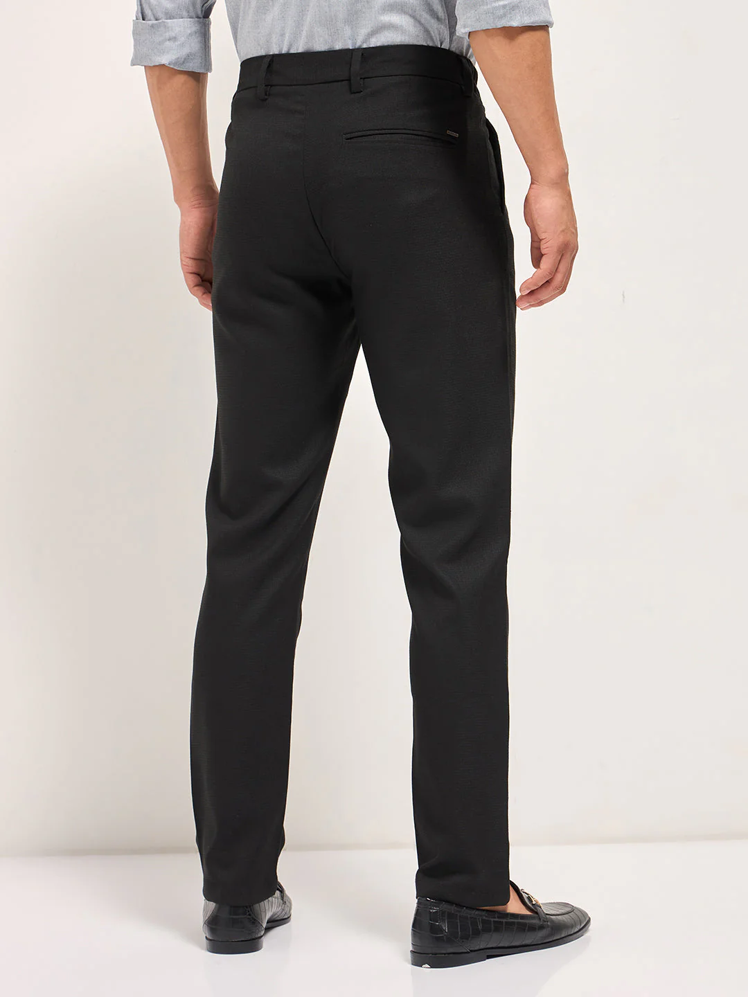 Men Black Slim Fit Formal Trousers - Image 2