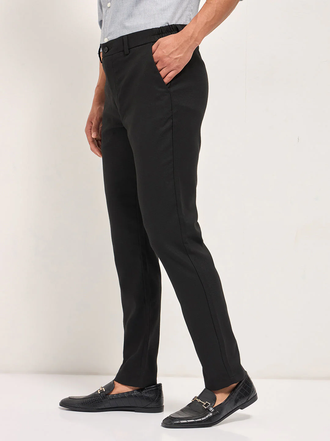 Men Black Slim Fit Formal Trousers - Image 3