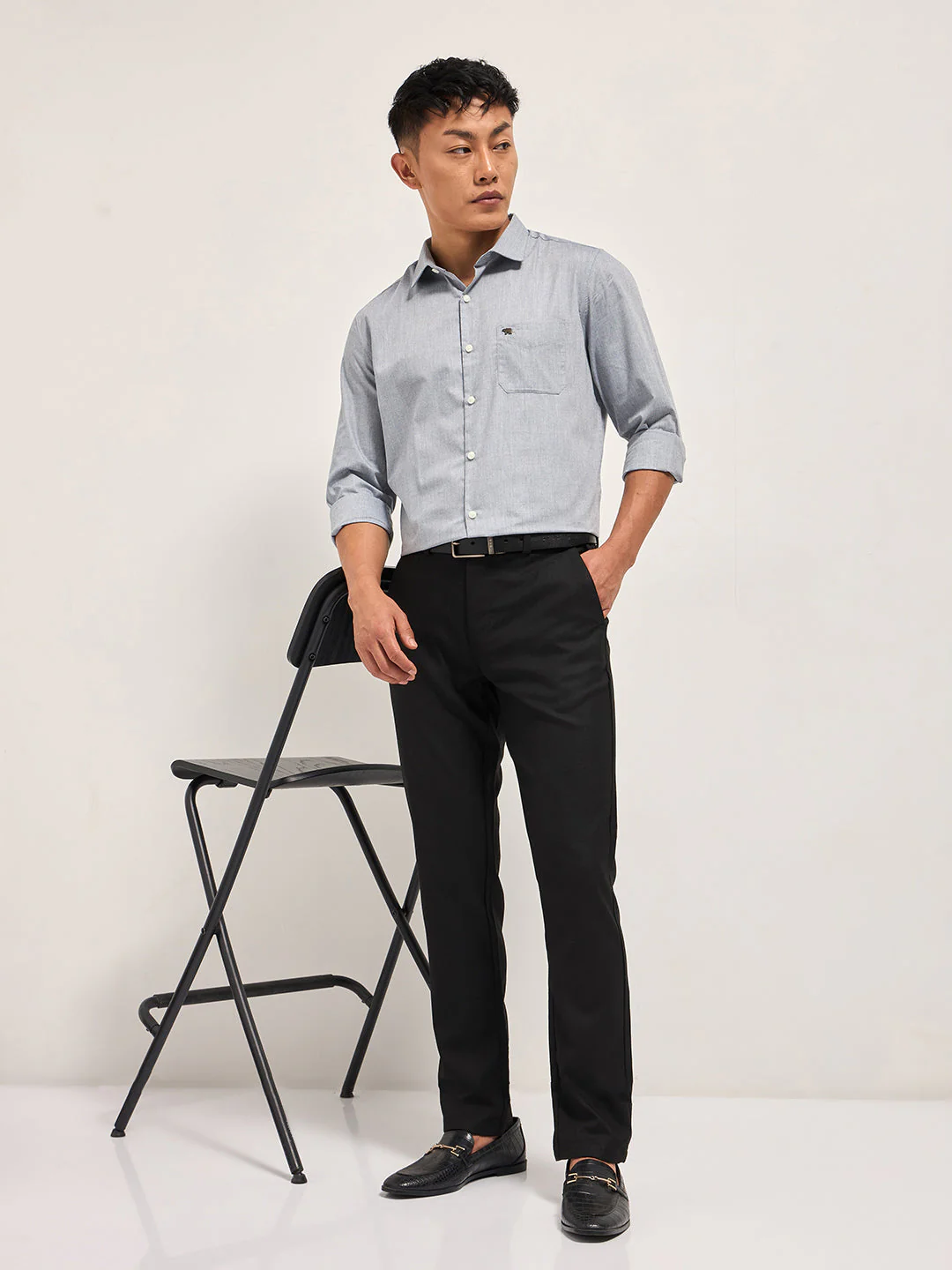 Men Black Slim Fit Formal Trousers - Image 4