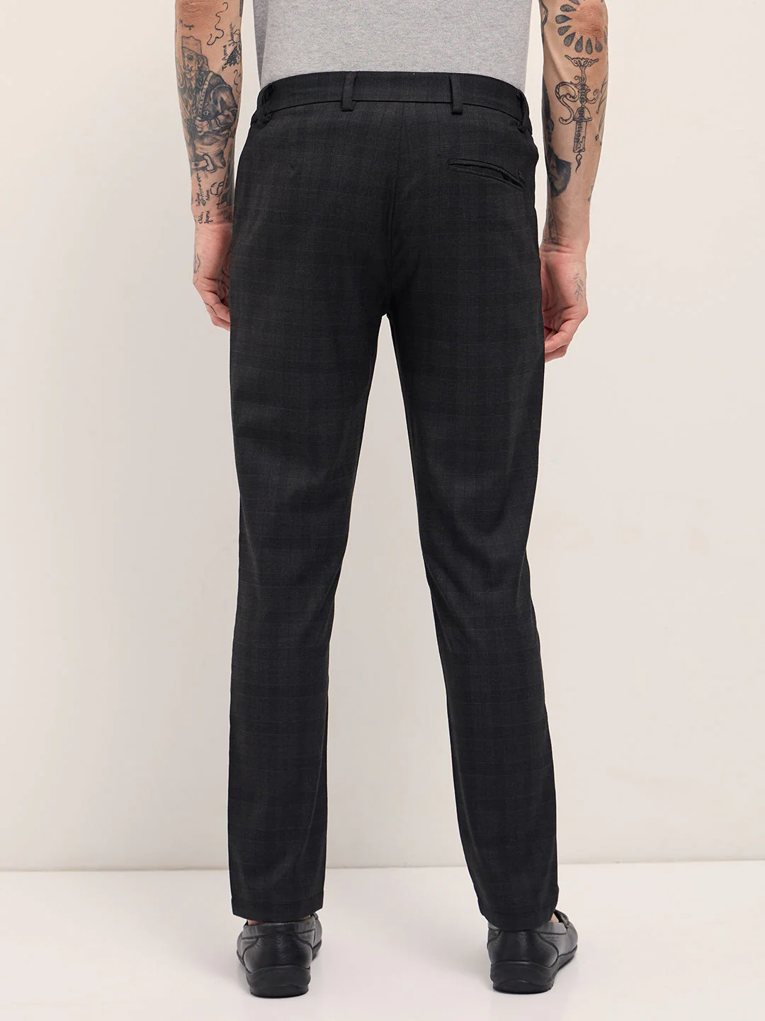 Men Black Slim Fit Formal Trousers - Image 2