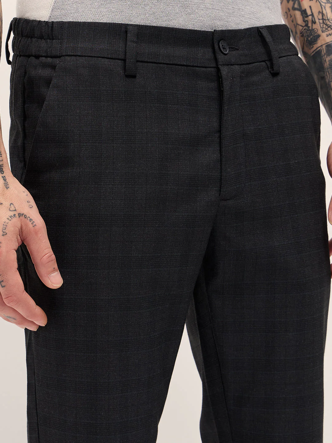 Men Black Slim Fit Formal Trousers - Image 5