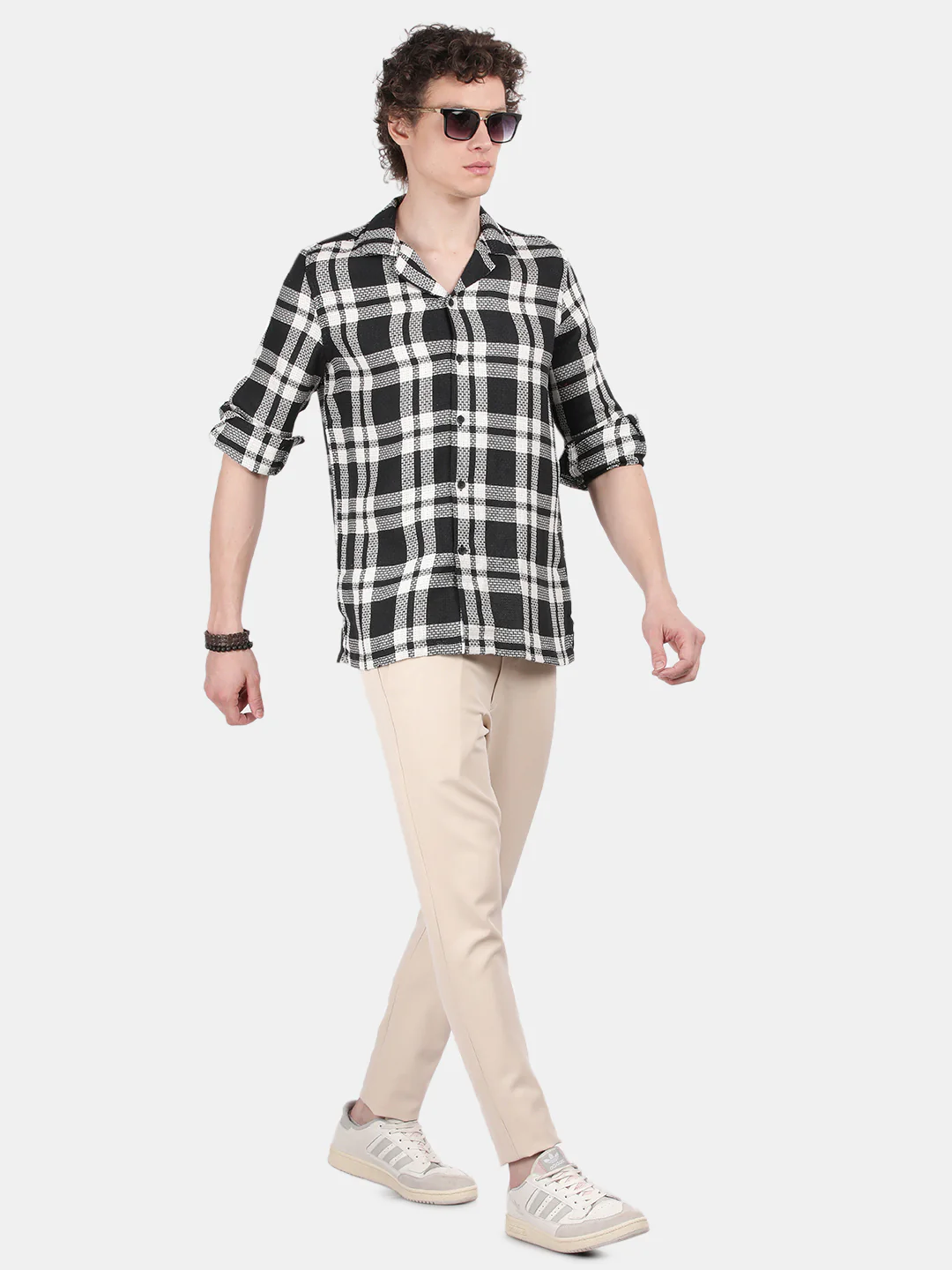 Men Black Slim Fit Lapel Collar Full Sleeve Casual Shirt - Image 4