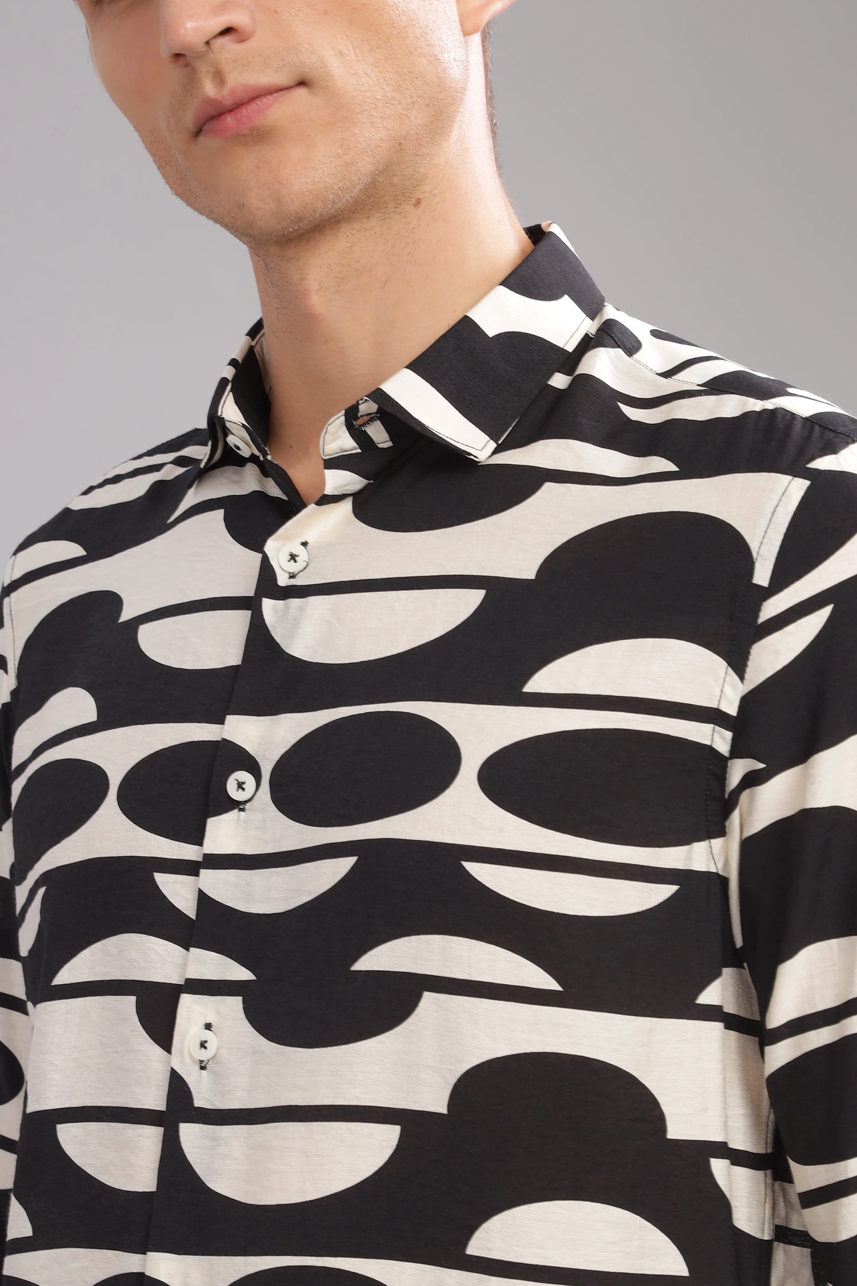 Men Black Slim Fit Shirt - Image 6