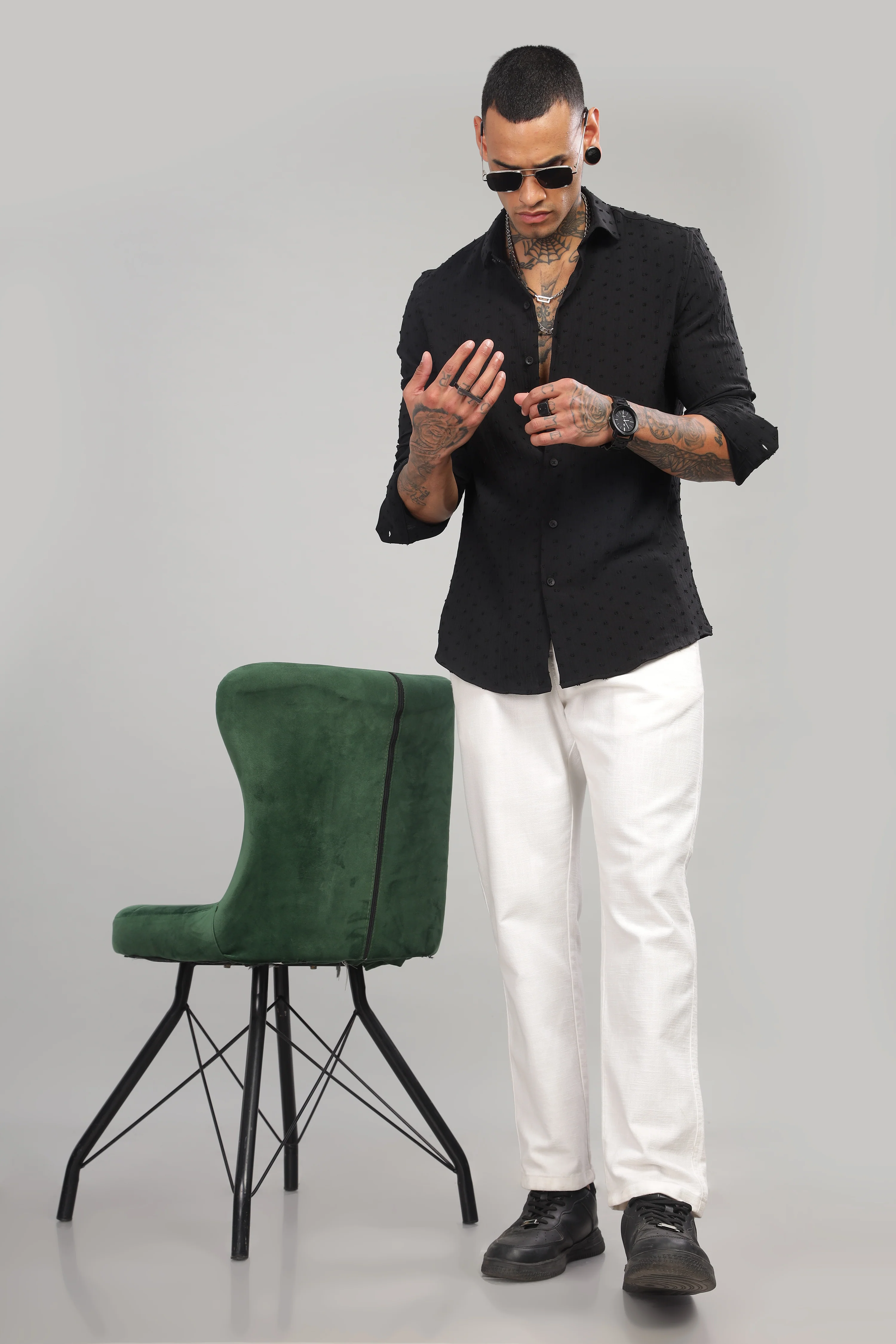 Men Black Slim Fit Shirt - Image 4