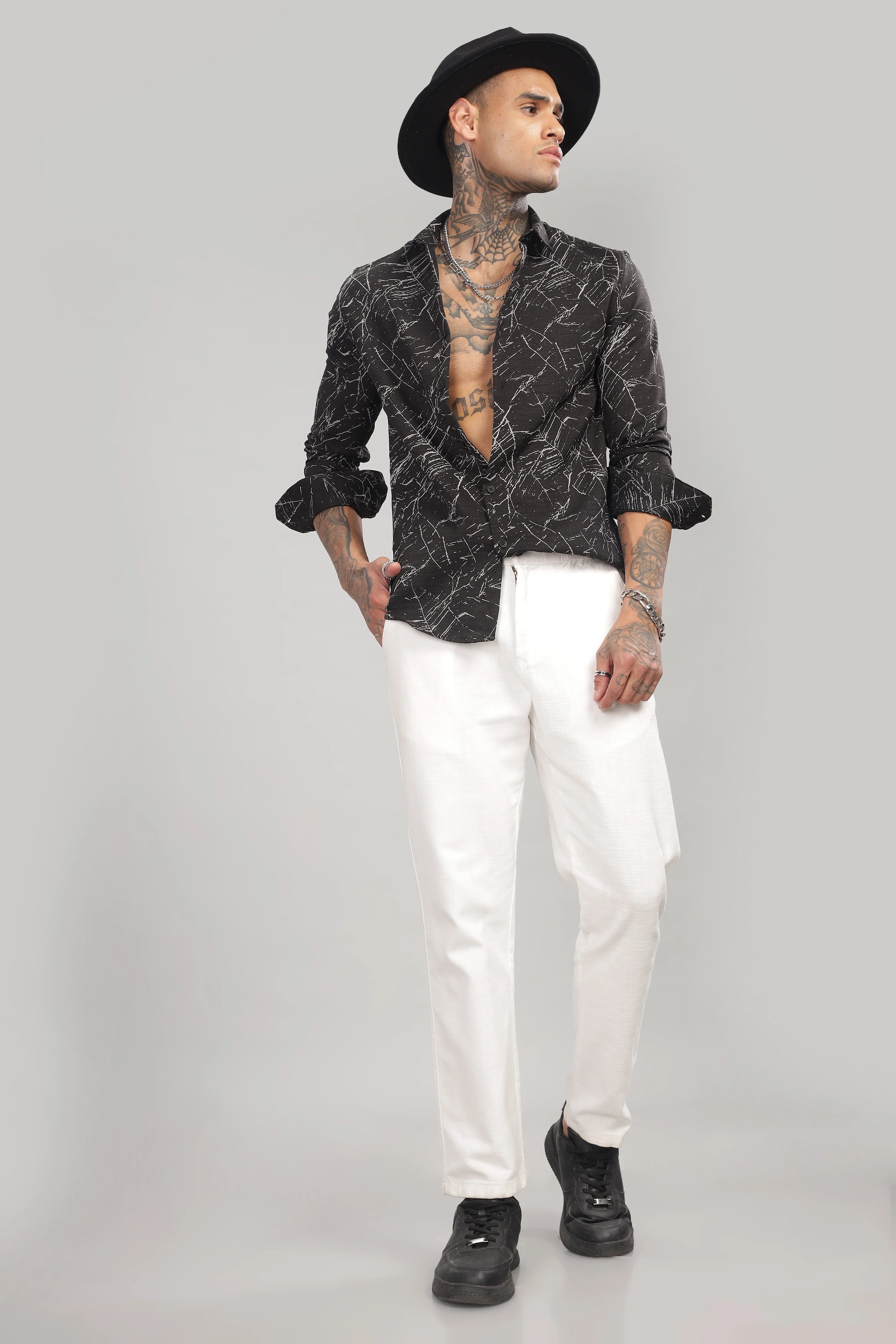 Men Black Slim Fit Shirt - Image 4