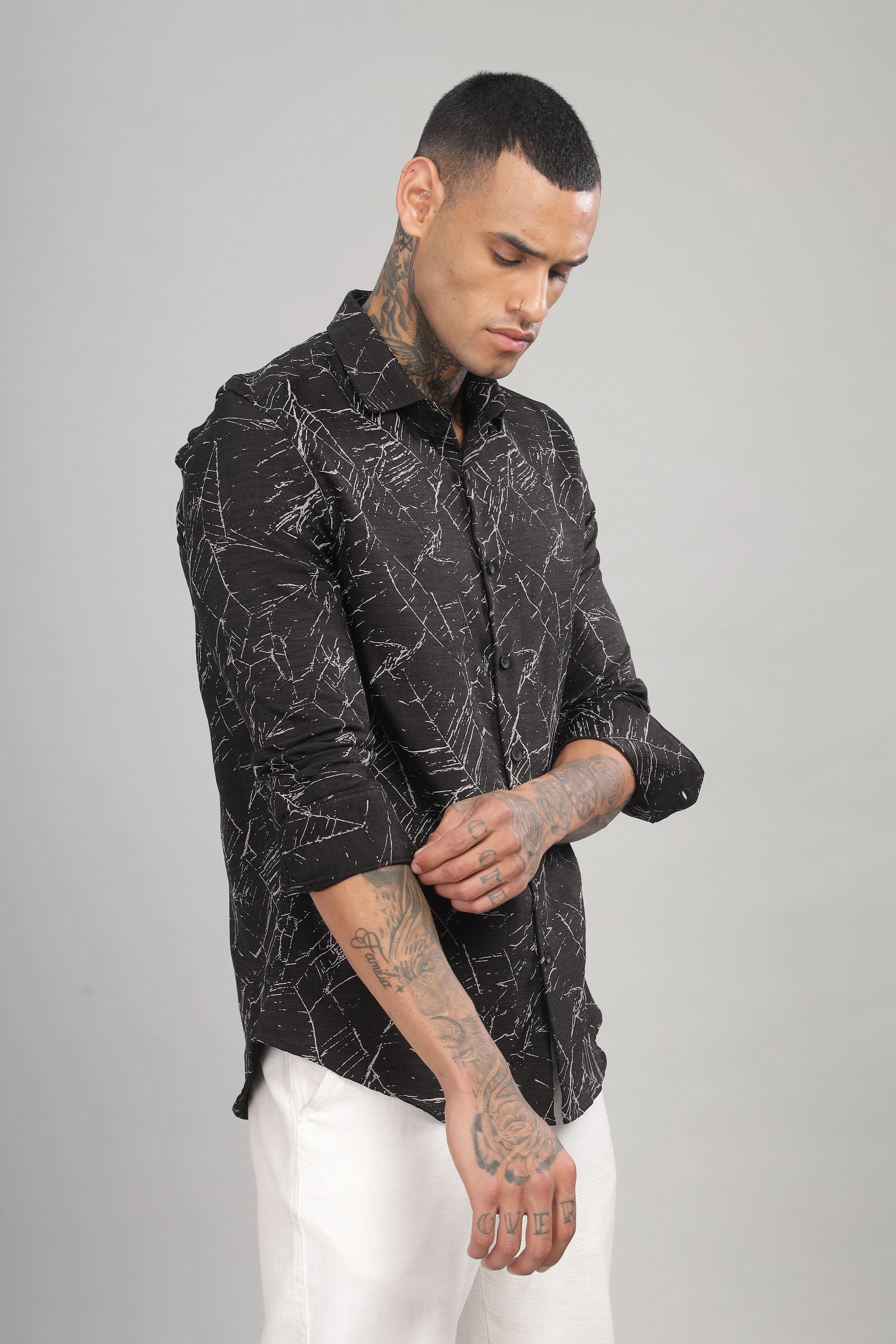 Men Black Slim Fit Shirt - Image 5