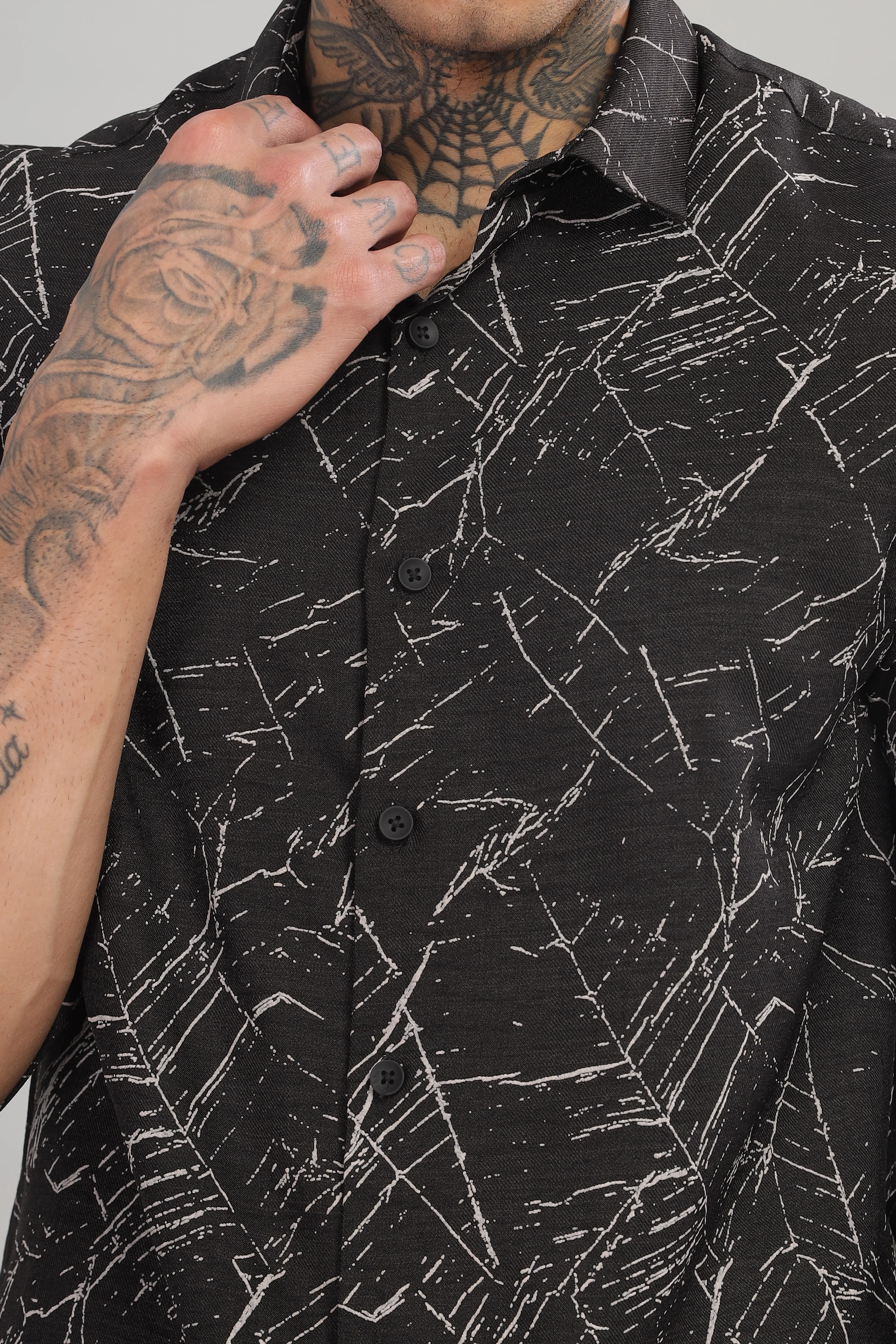 Men Black Slim Fit Shirt - Image 6