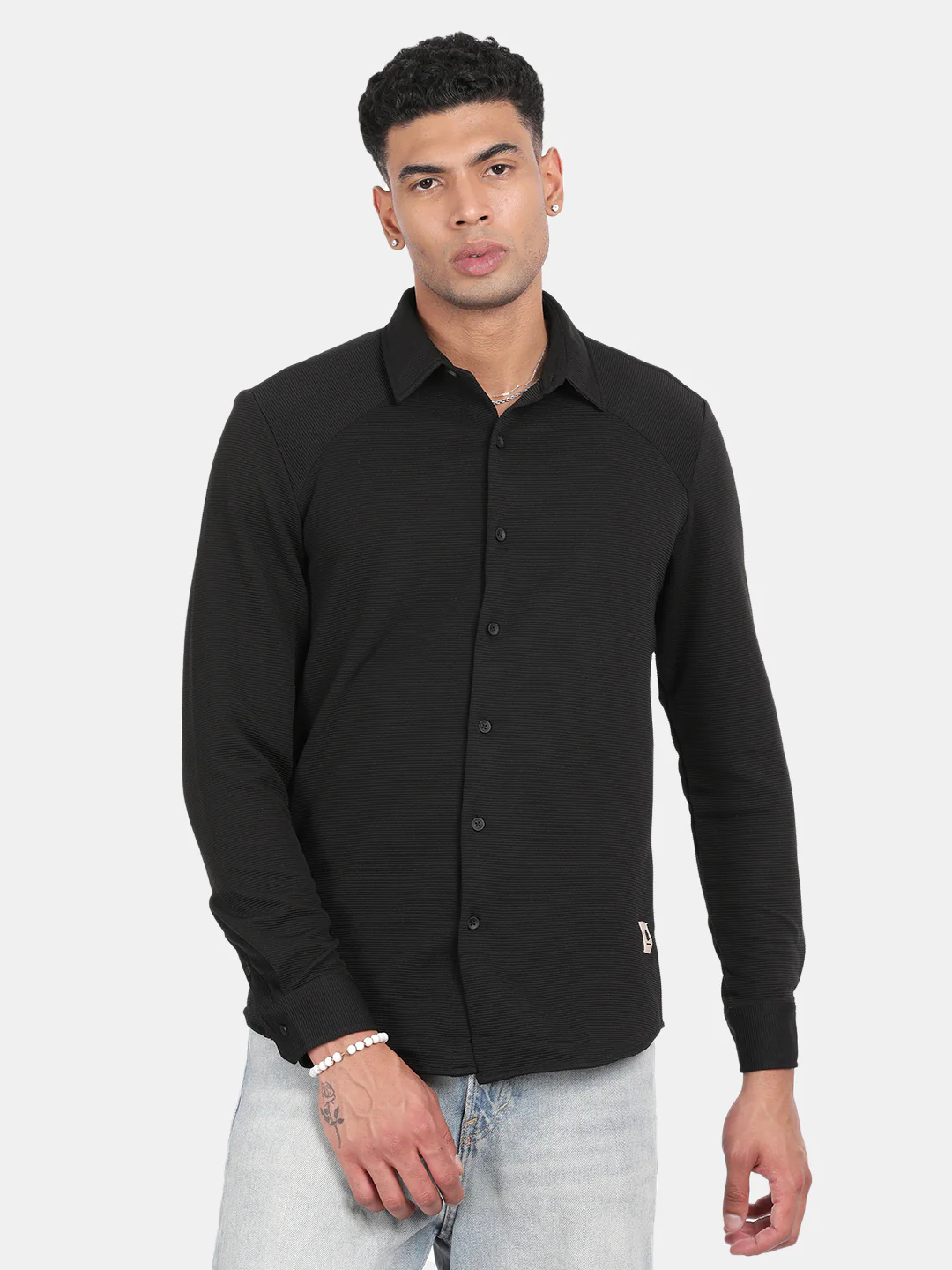 Men Black Slim Fit Spread Collar Full Sleeve Casual Shirt - Image 2