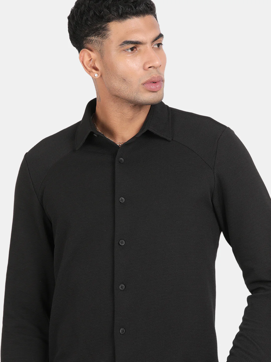 Men Black Slim Fit Spread Collar Full Sleeve Casual Shirt - Image 6