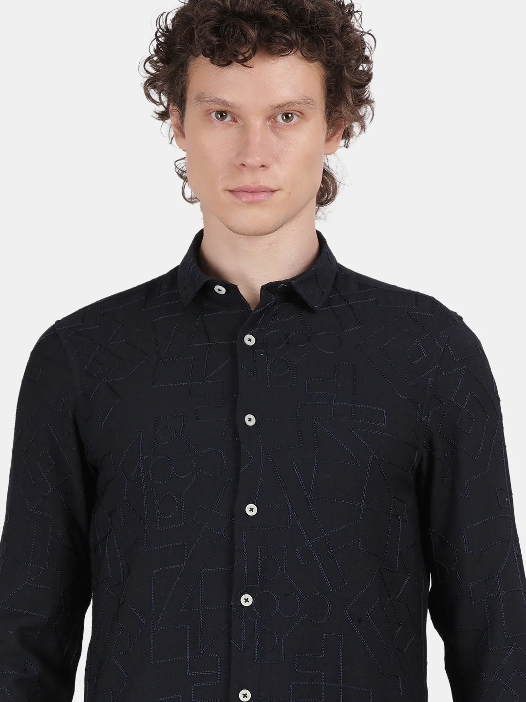 Men Black Slim Fit Spread Collar Full Sleeve Casual Shirt - Image 6