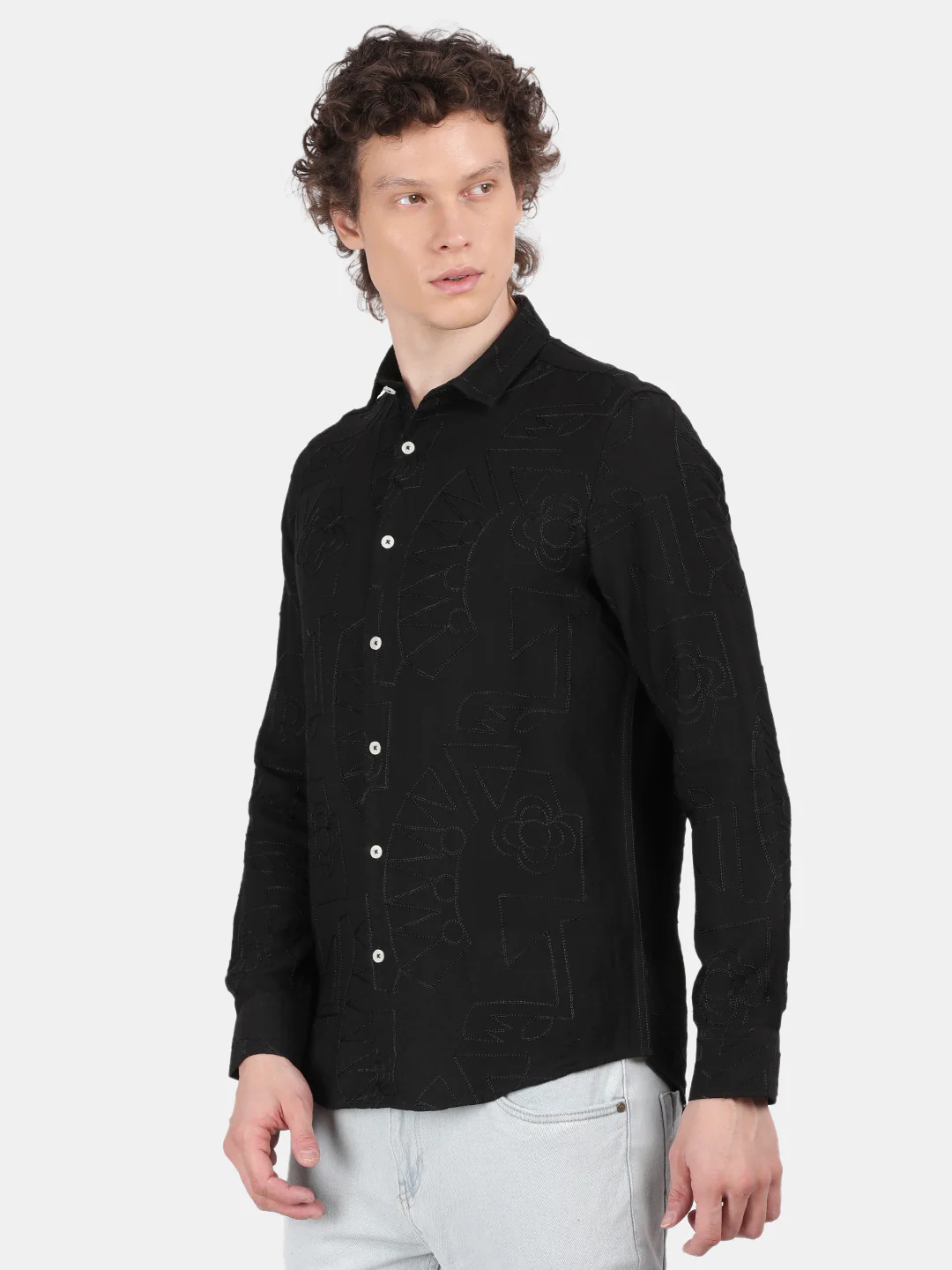 Men Black Slim Fit Spread Collar Full Sleeve Casual Shirt - Image 5