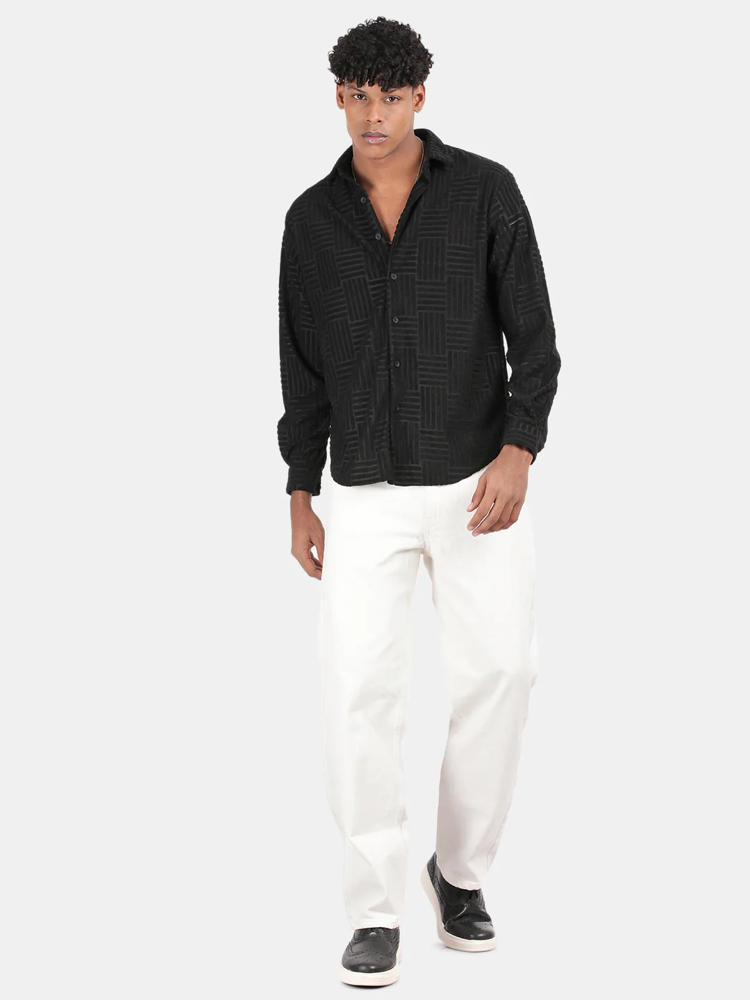 Men Black Slim Fit Spread Collar Full Sleeve Casual Shirt - Image 4