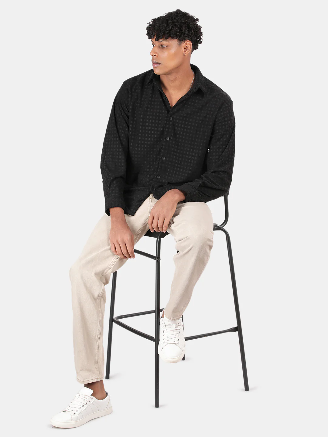 Men Black Slim Fit Spread Collar Full Sleeve Casual Shirt - Image 4