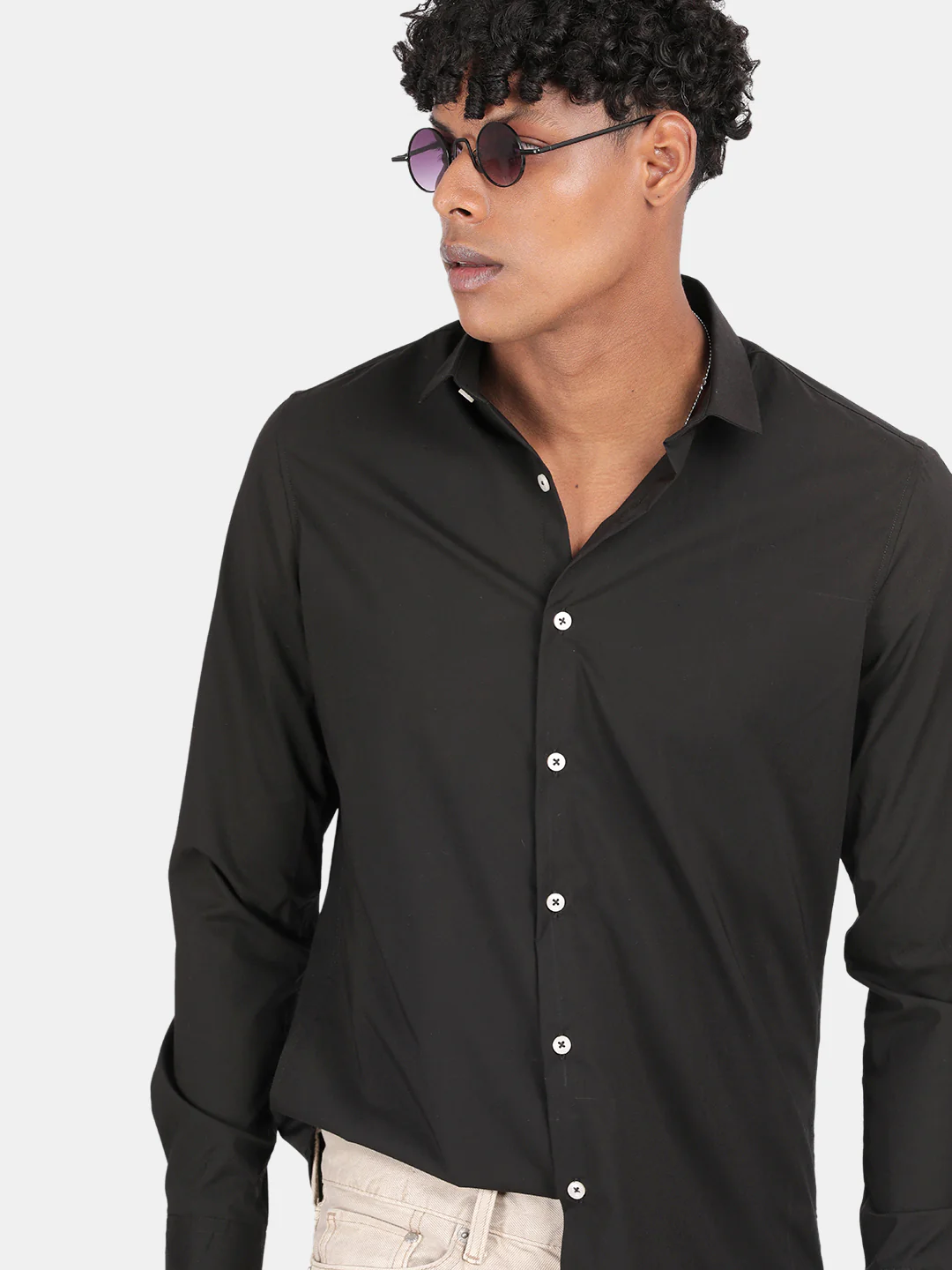 Men Black Slim Fit Spread Collar Full Sleeve Casual Shirt