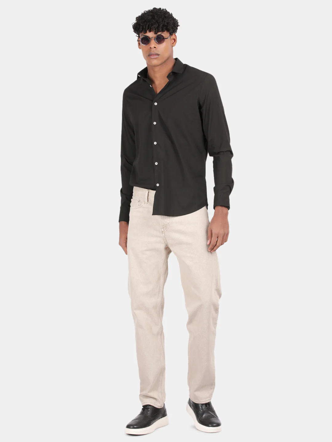 Men Black Slim Fit Spread Collar Full Sleeve Casual Shirt - Image 4