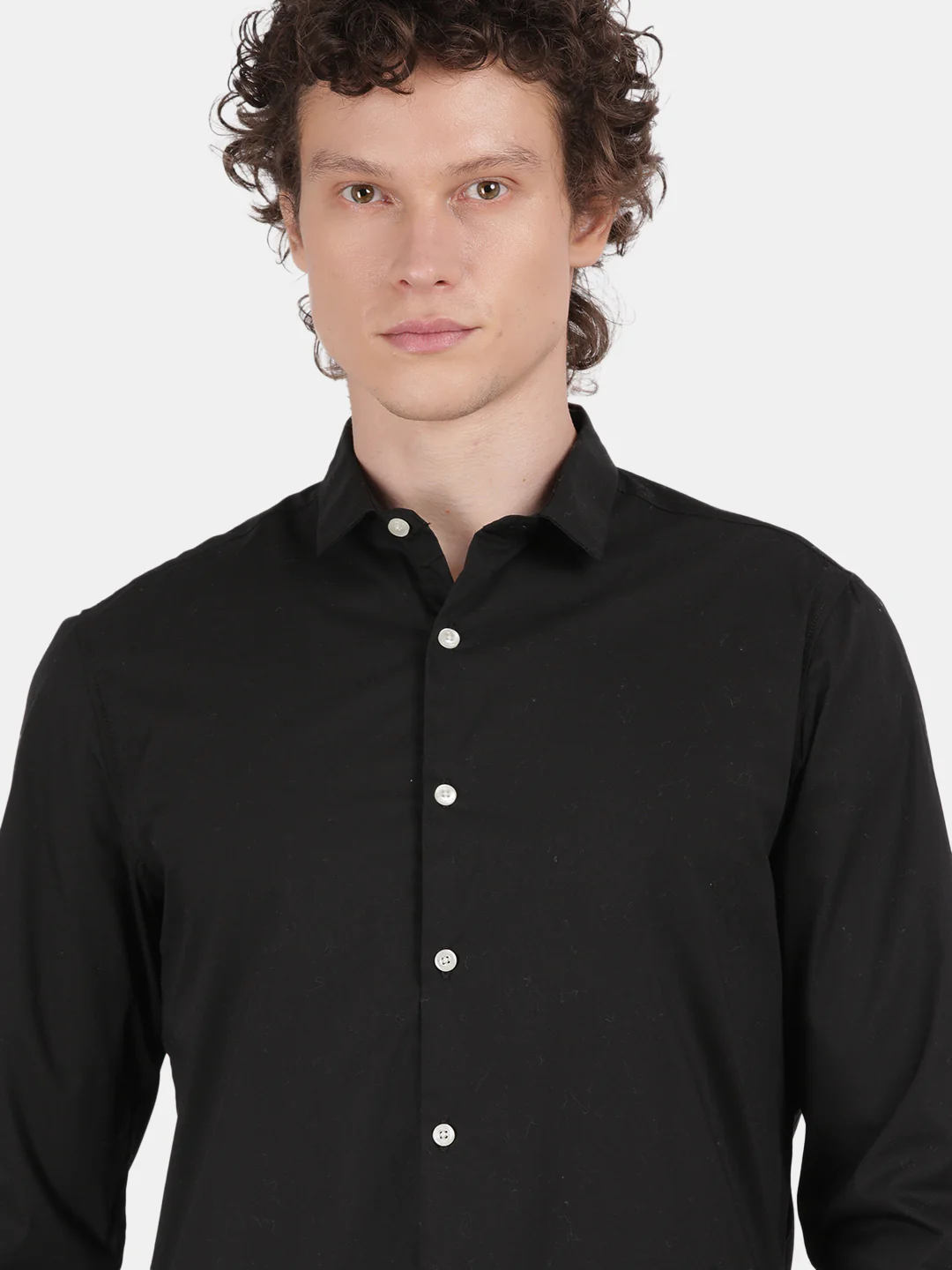 Men Black Slim Fit Spread Collar Full Sleeve Casual Shirt - Image 6