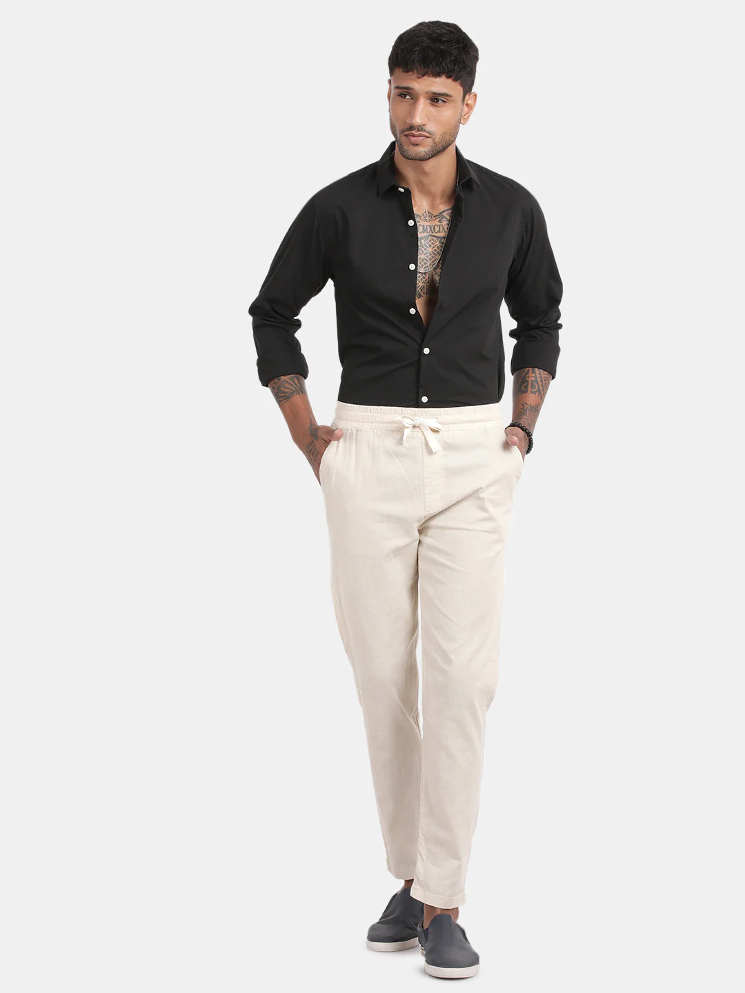 Men Black Slim Fit Spread Collar Full Sleeve Casual Shirt - Image 4