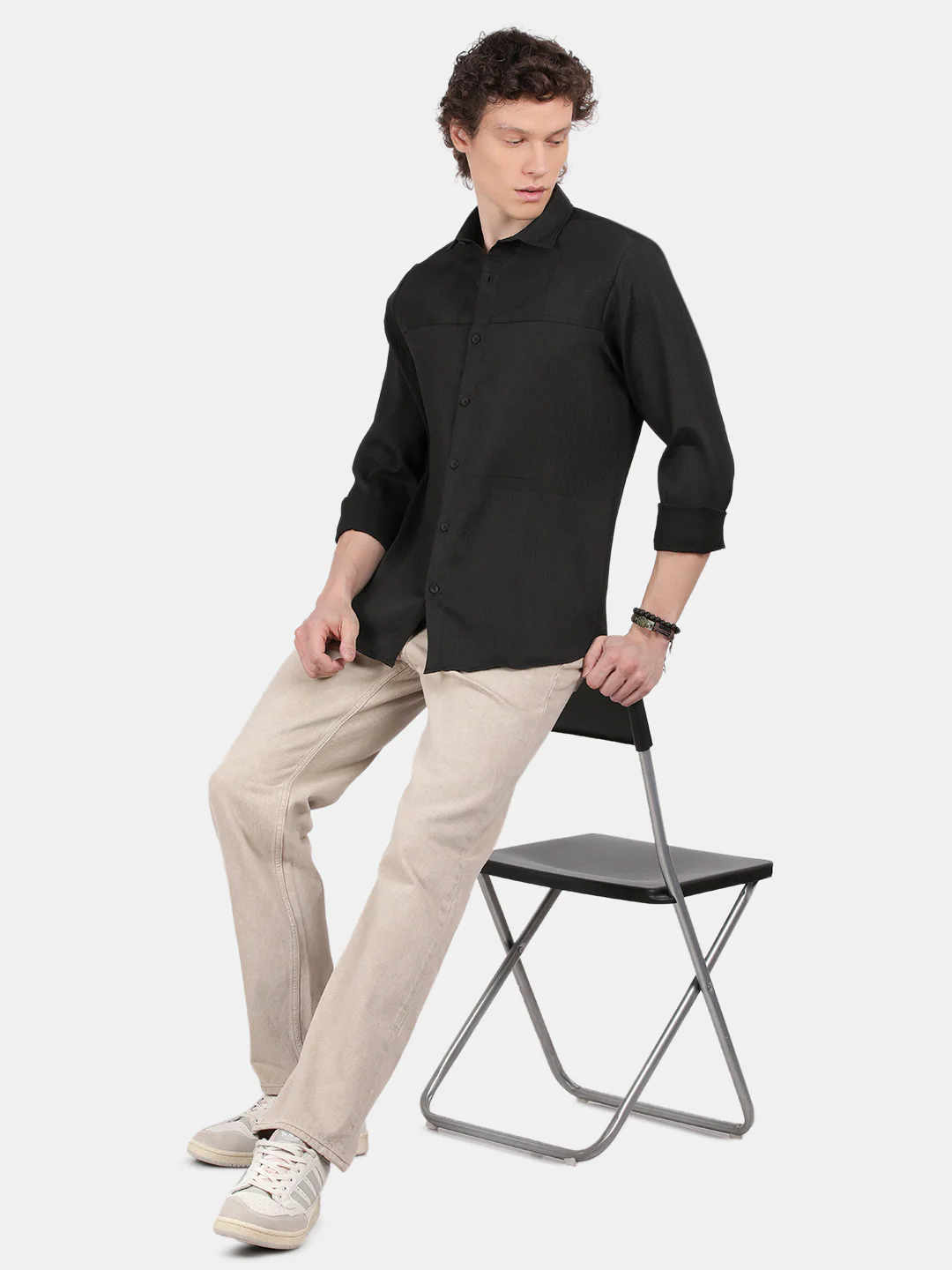 Men Black Slim Fit Spread Collar Full Sleeve Casual Shirt - Image 2