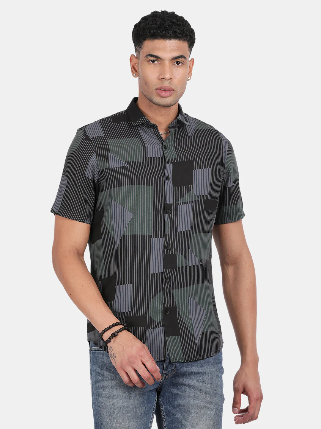 Men Black Slim Fit Spread Collar Half Sleeve Casual Shirt - Image 2