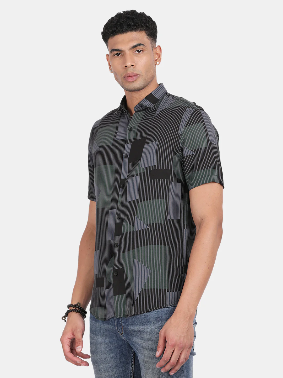Men Black Slim Fit Spread Collar Half Sleeve Casual Shirt - Image 5