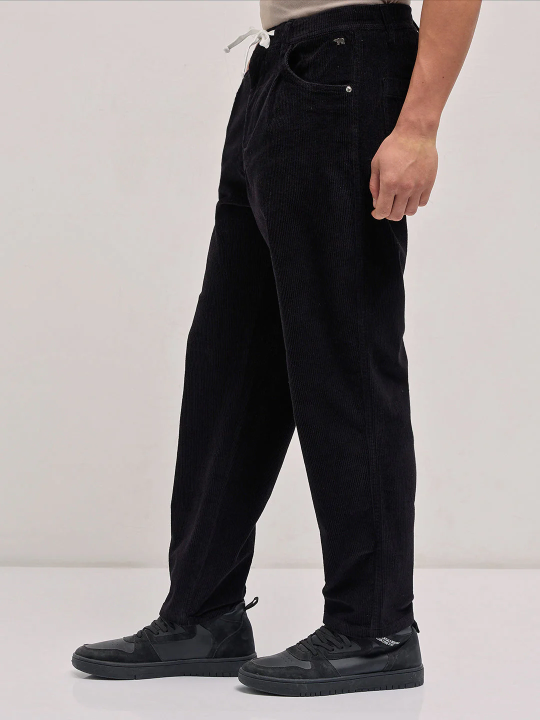 Men Black Solid Baggy Fit Corduroy Cotton Pant - Image 3