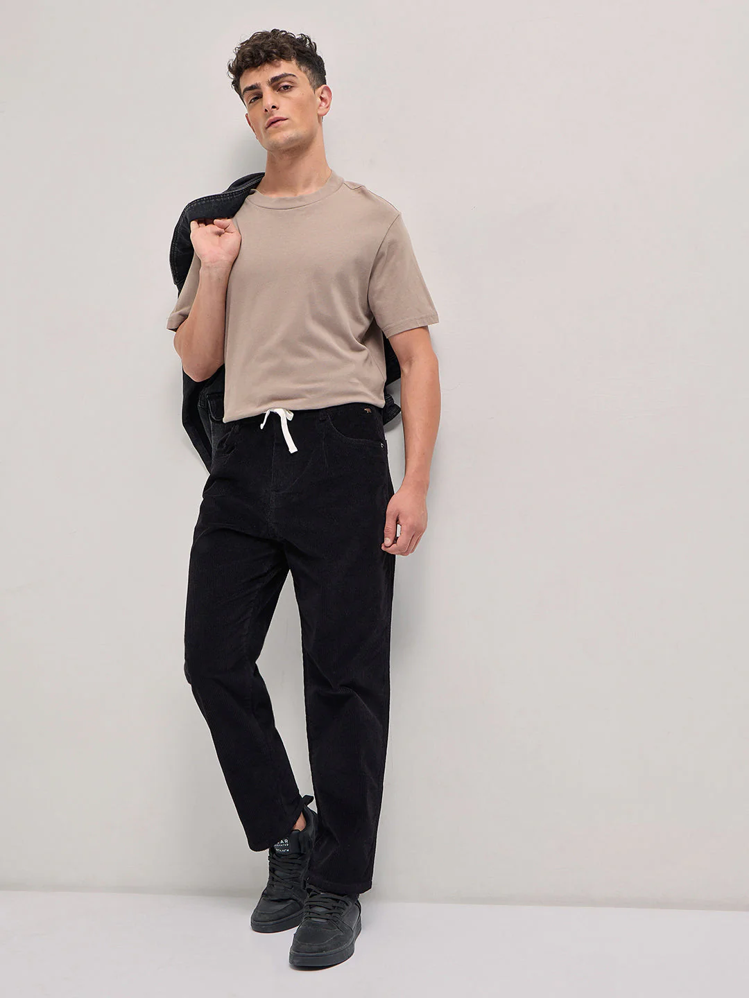 Men Black Solid Baggy Fit Corduroy Cotton Pant - Image 4