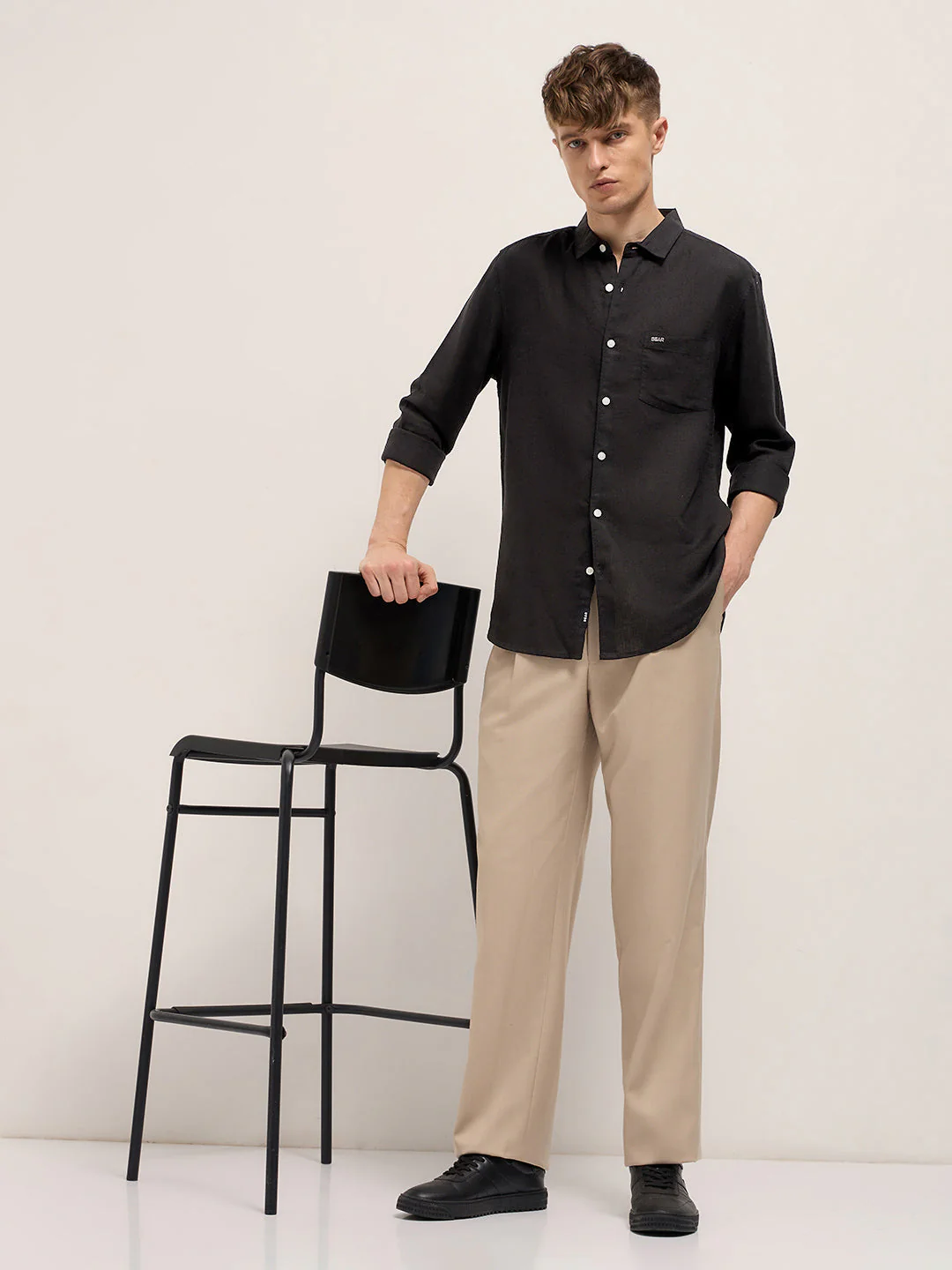 Men Black Solid Lyocell Slim Fit Casual Shirt - Image 4